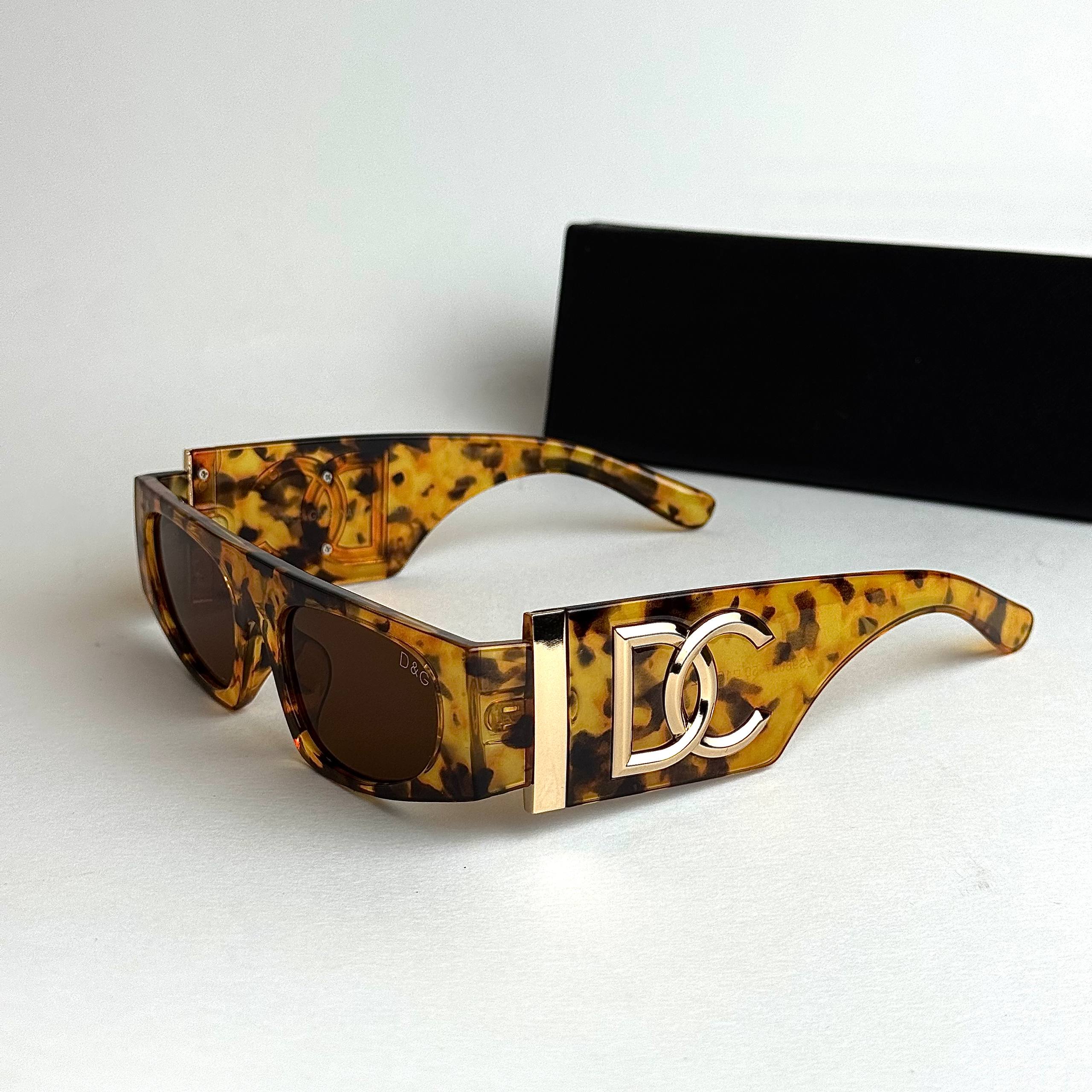 Dolce & Gabbana Shield Rectangular Tortoise / Brown Sunglasses Lebanon - ChronoVault
