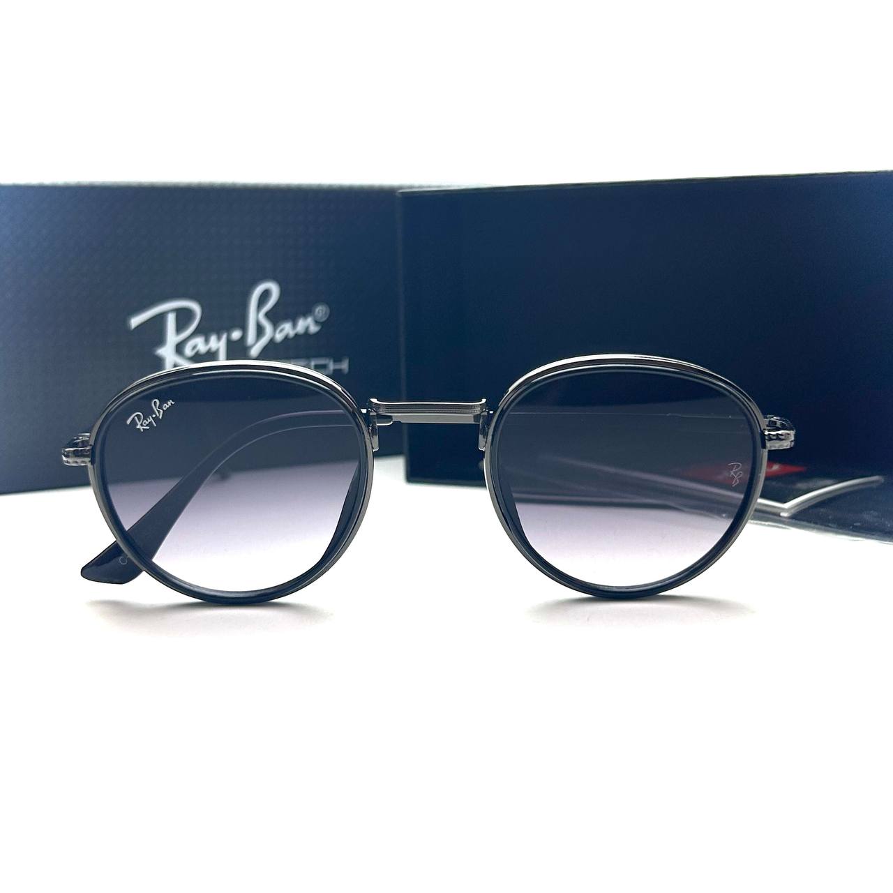 Ray-Ban RB2192 – Black Gradient