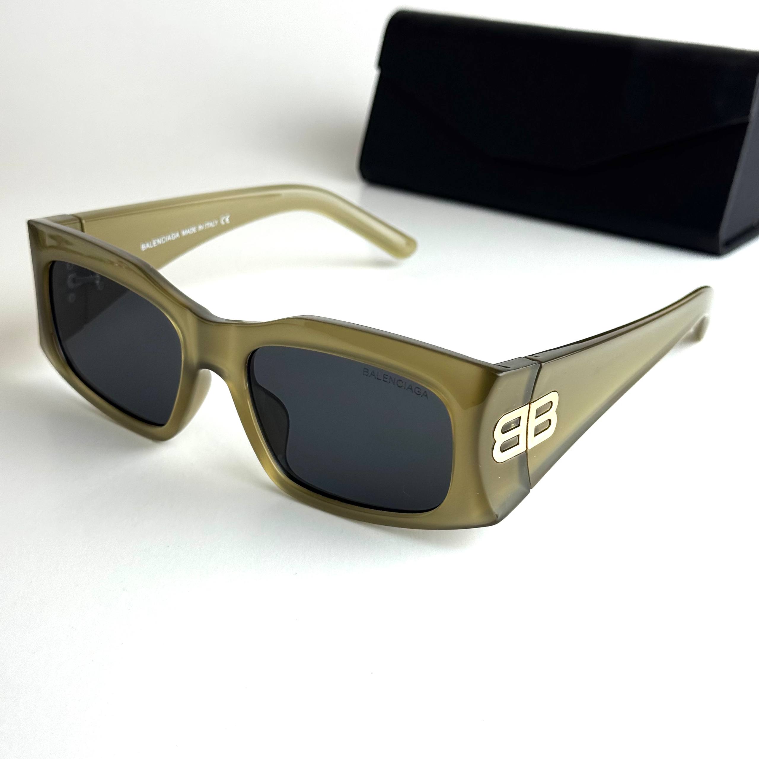 Balenciaga Reverse GG Oily Green Sunglasses Lebanon - ChronoVault