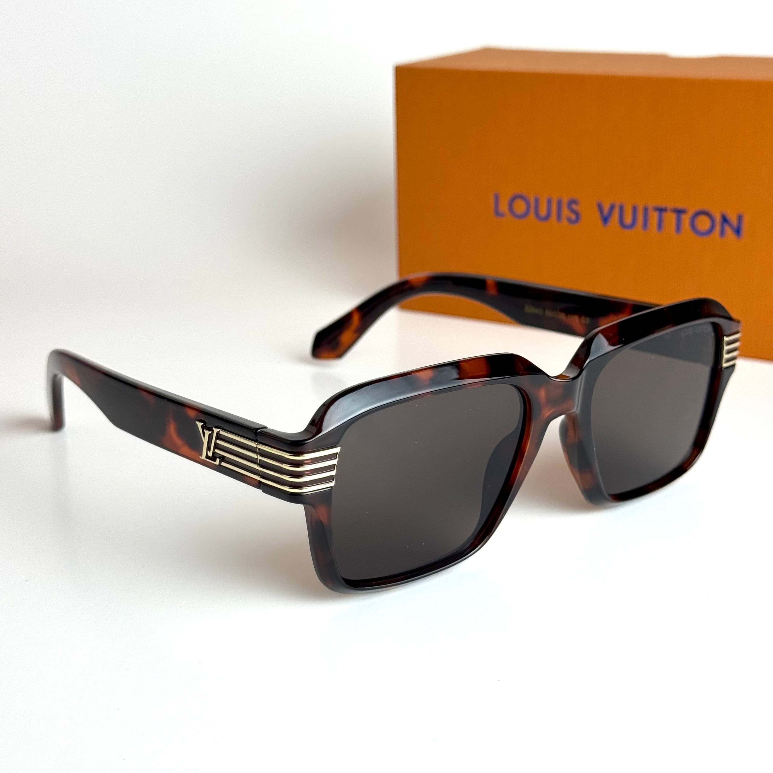 Louis Vuitton LV2457 Tortoise Brown Sunglasses Front View Lebanon - ChronoVault