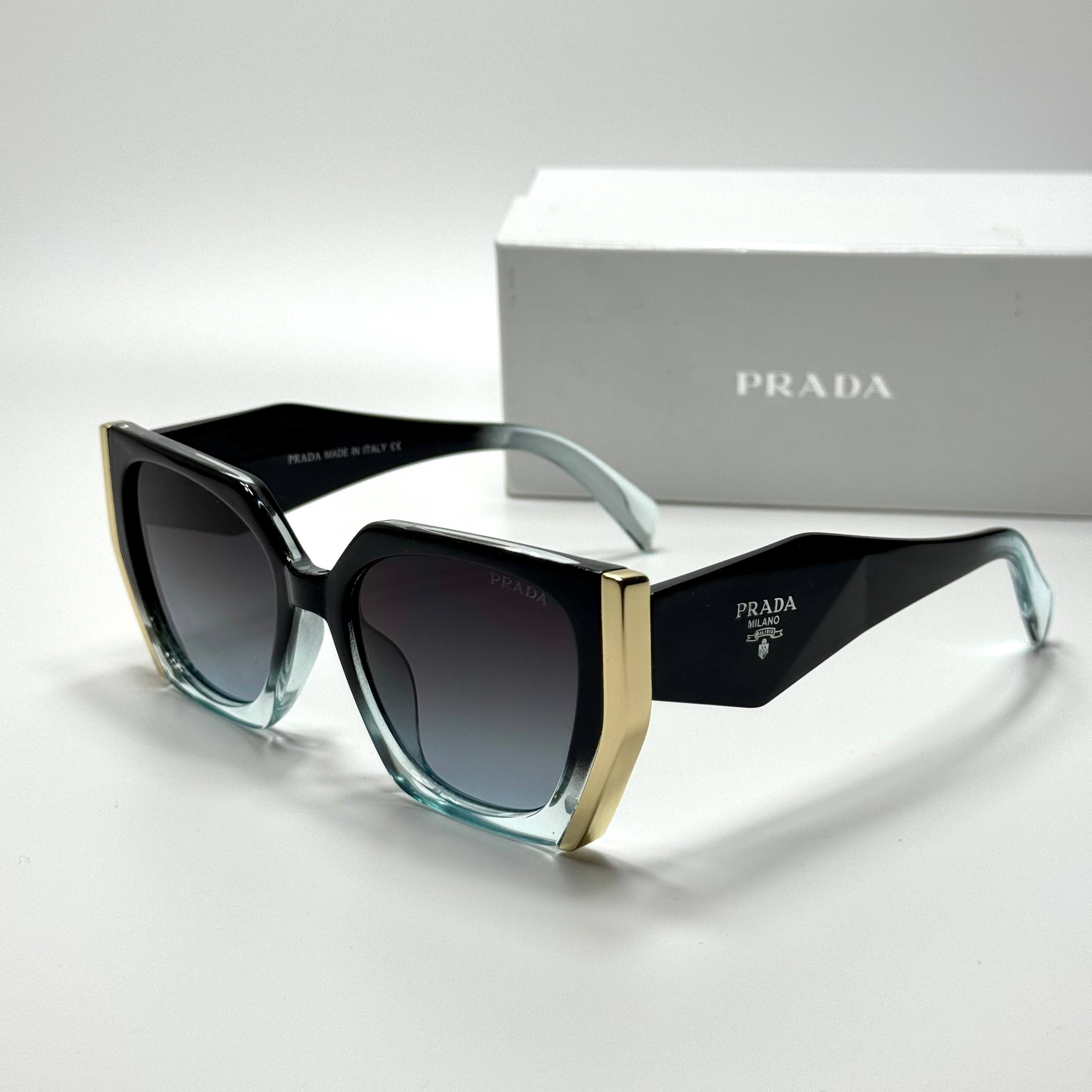 Prada PR17WS – Black Crystal Grey