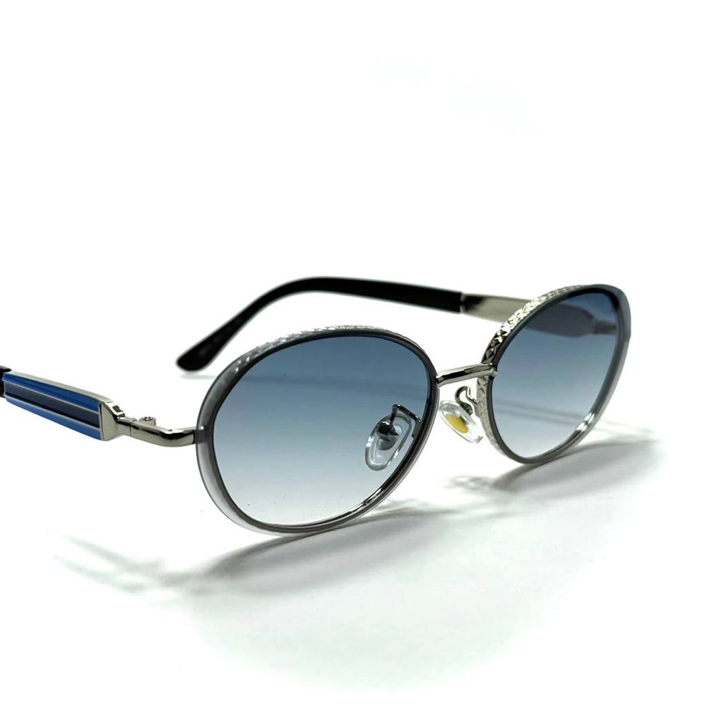 Chanel Oval – Silver / Blue Gradient