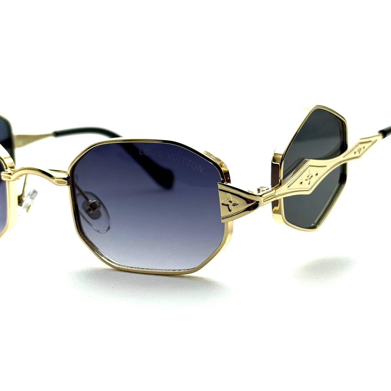 Louis Vuitton Royal Hex Luxe Shades Dark Blue Gradient Lens Sunglasses Side View Lebanon - ChronoVault