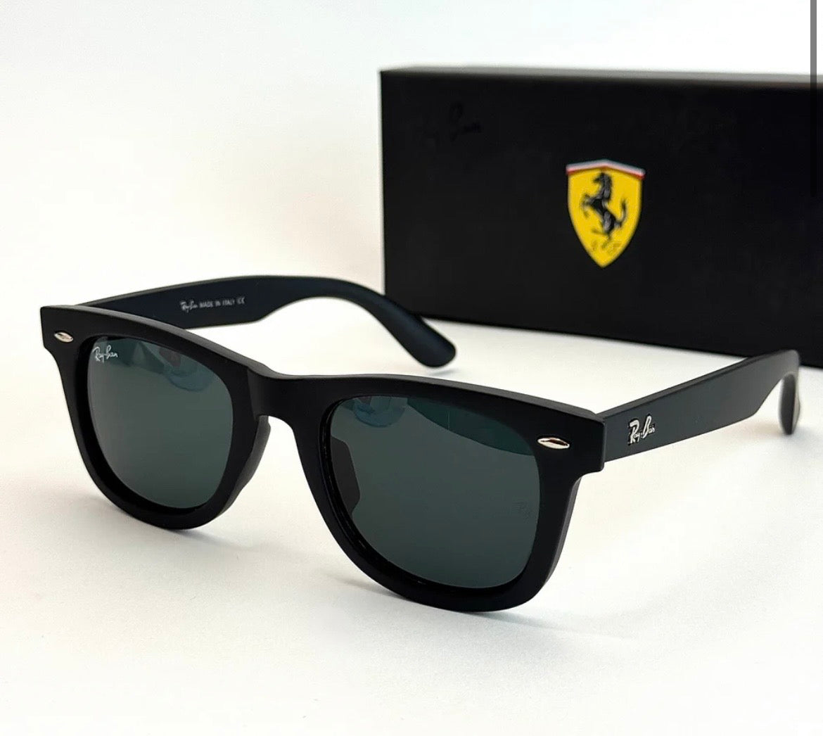 Ray-Ban Wayfarer– Full Black