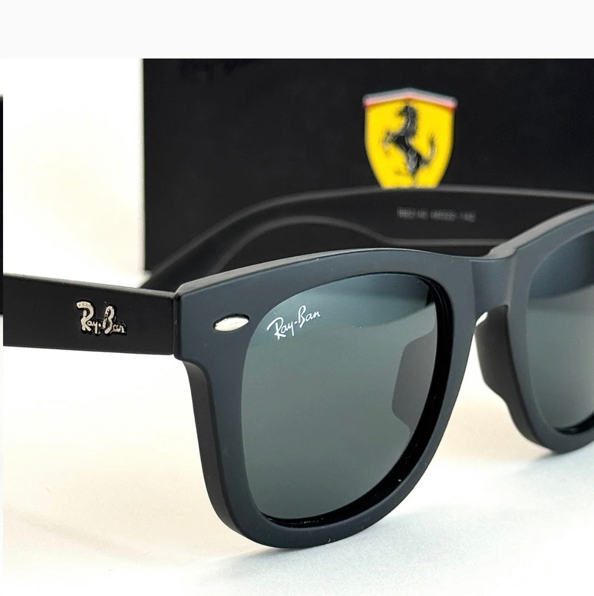 Ray-Ban Wayfarer– Full Black