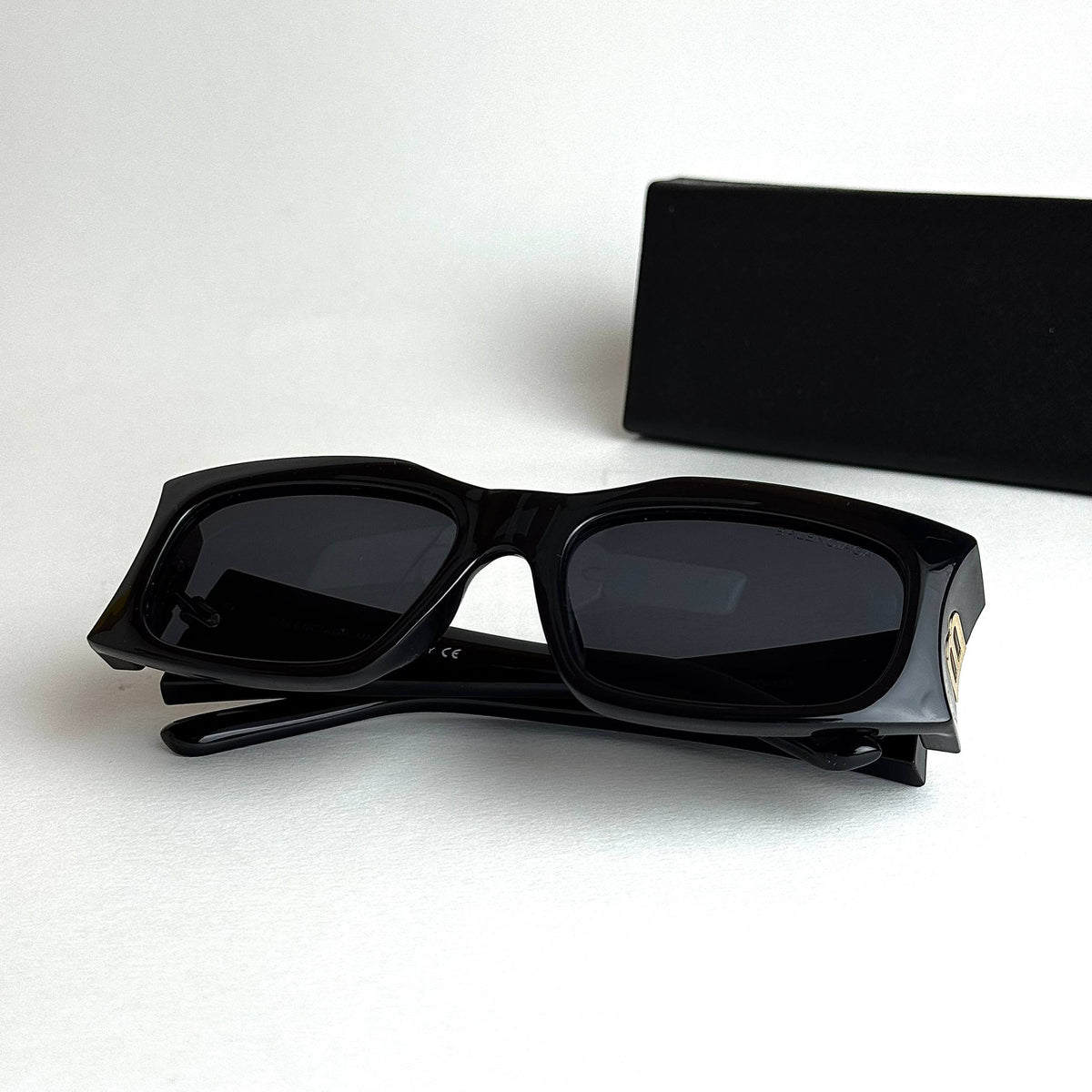 Balenciaga Reverse GG Full Black Sunglasses Lebanon - ChronoVault - view 5