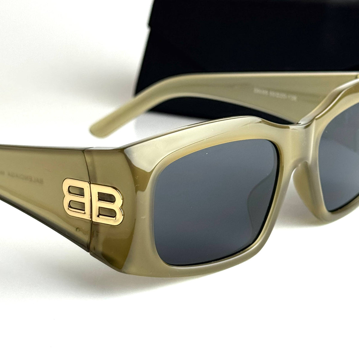 Balenciaga Reverse GG Oily Green Sunglasses Lebanon - ChronoVault - view 4