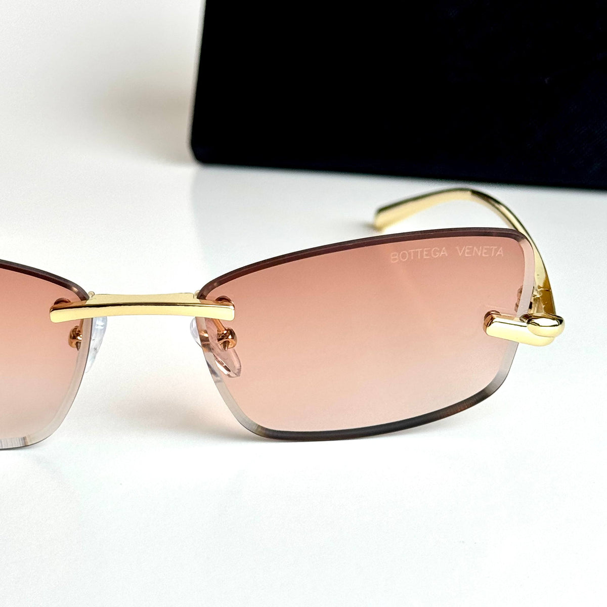 Bottega Veneta BV1325S Gold Pink Sunglasses Lebanon - ChronoVault - view 5