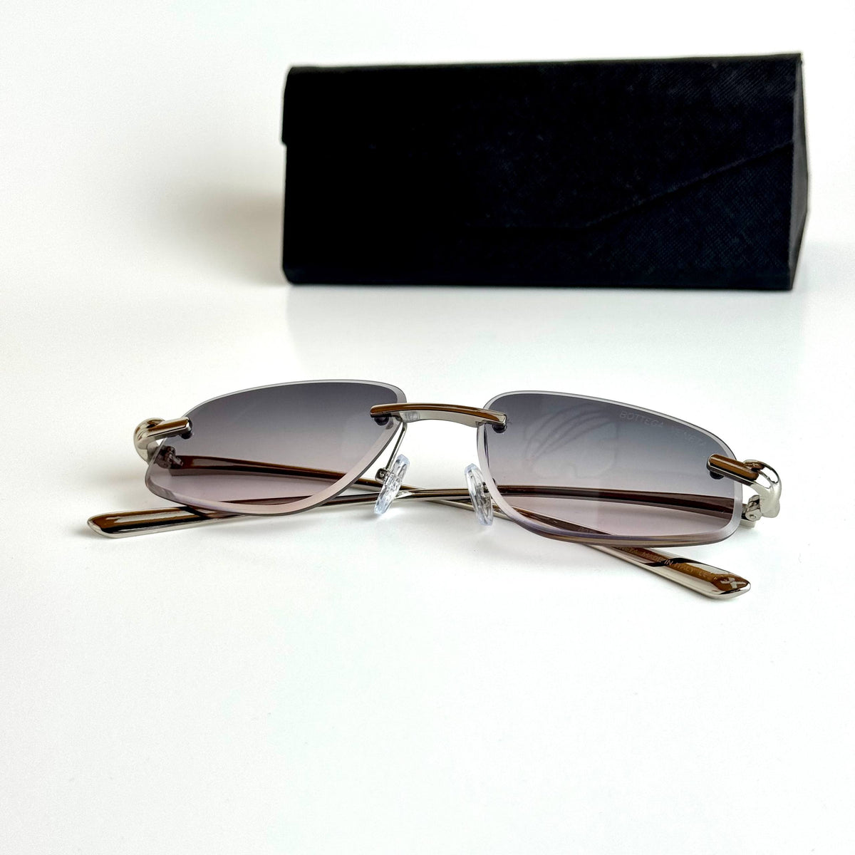Bottega Veneta Rimless Silver Grey Gradient Sunglasses Lebanon - ChronoVault - view 5