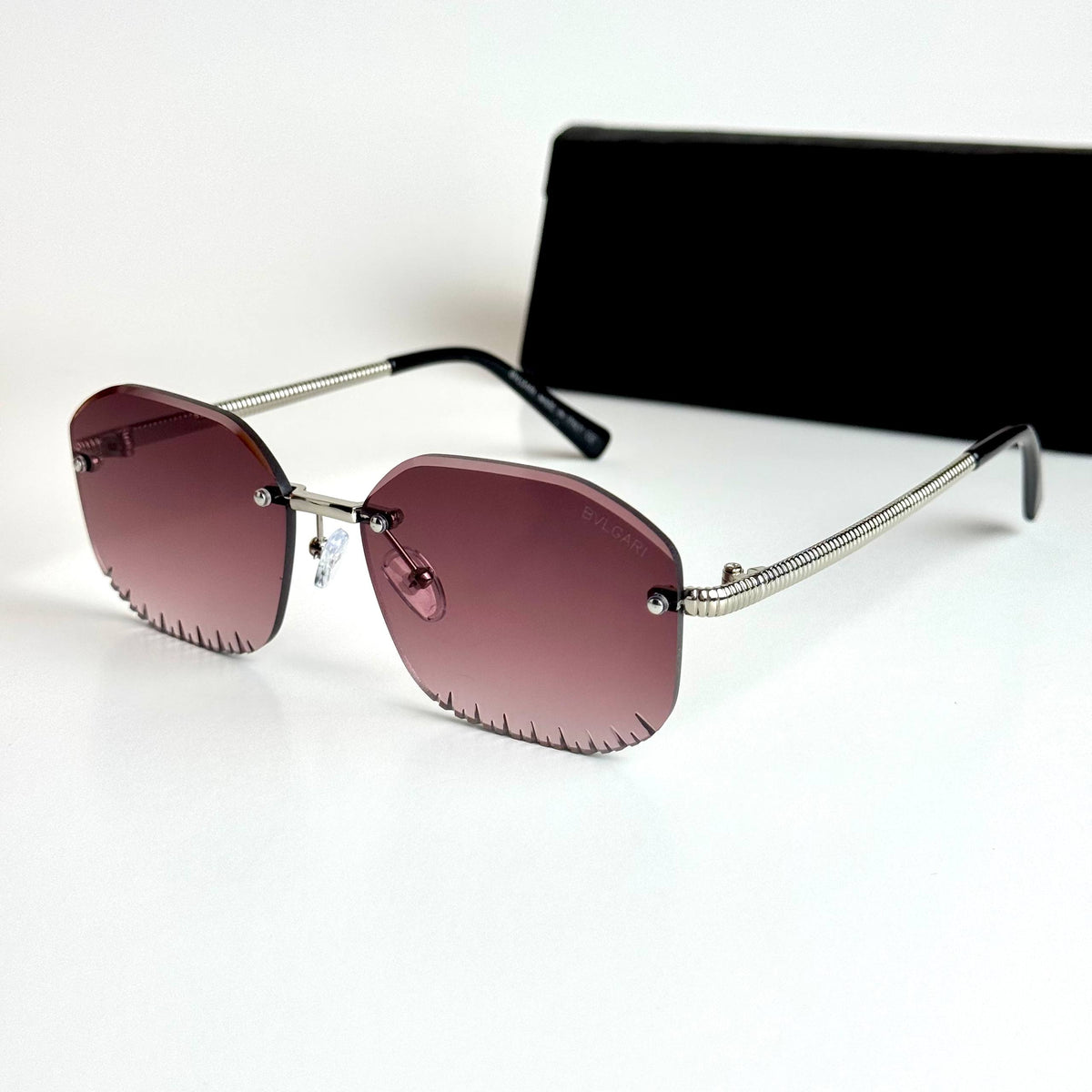 Bvlgari Rimless BV8236S Silver Pink Sunglasses Front View Lebanon - ChronoVault - view 3