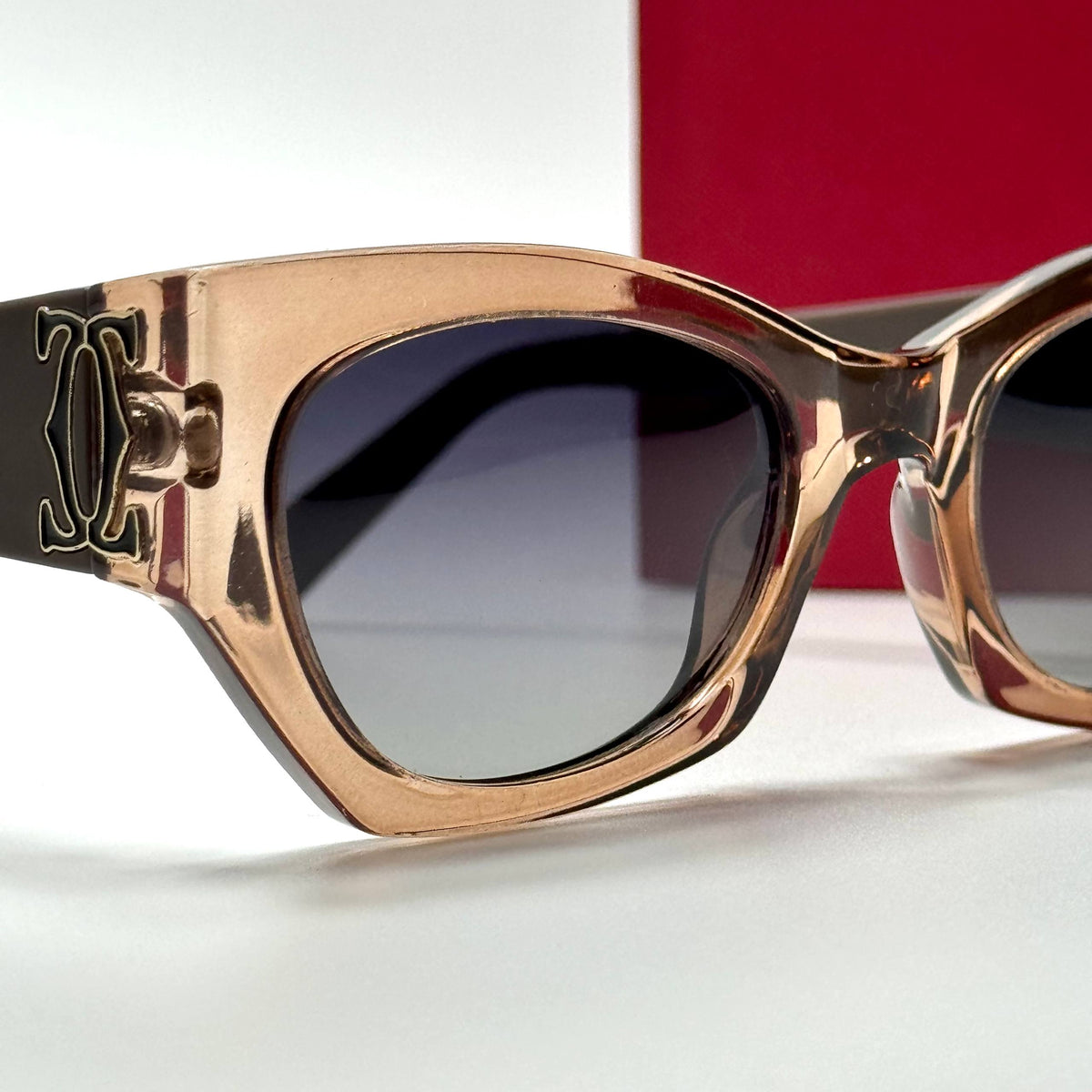 Cartier Cat-Eye CT0425S Crystal Brown women's sunglasses Lebanon - ChronoVault - view 2