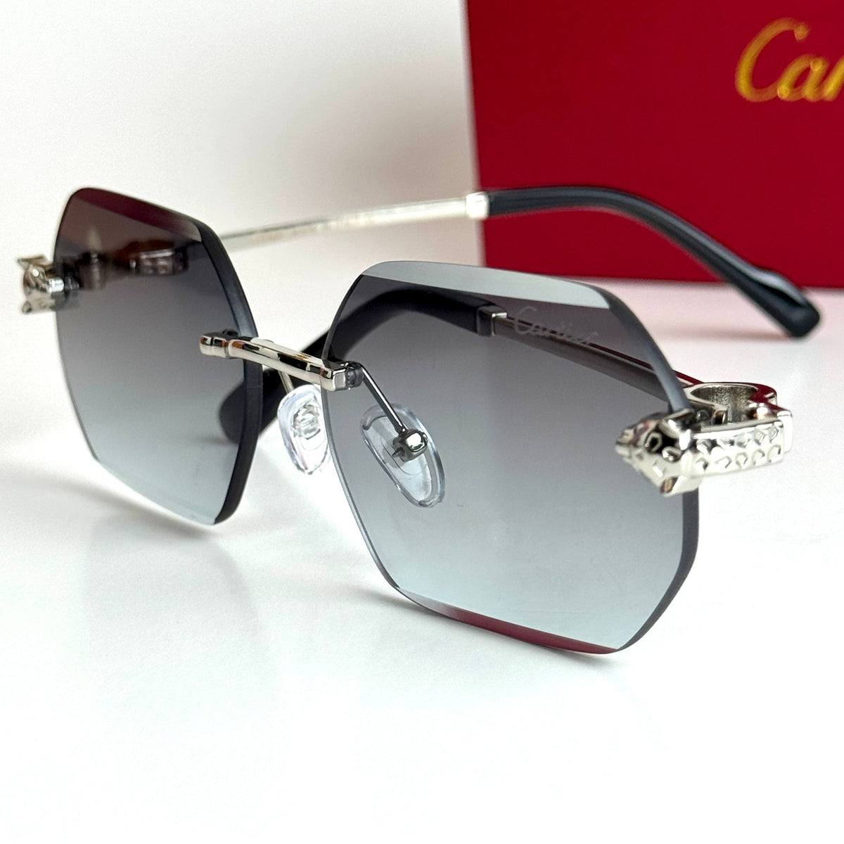 Cartier CT0468S Silver Green Gradient men's sunglasses Lebanon - ChronoVault - view 3