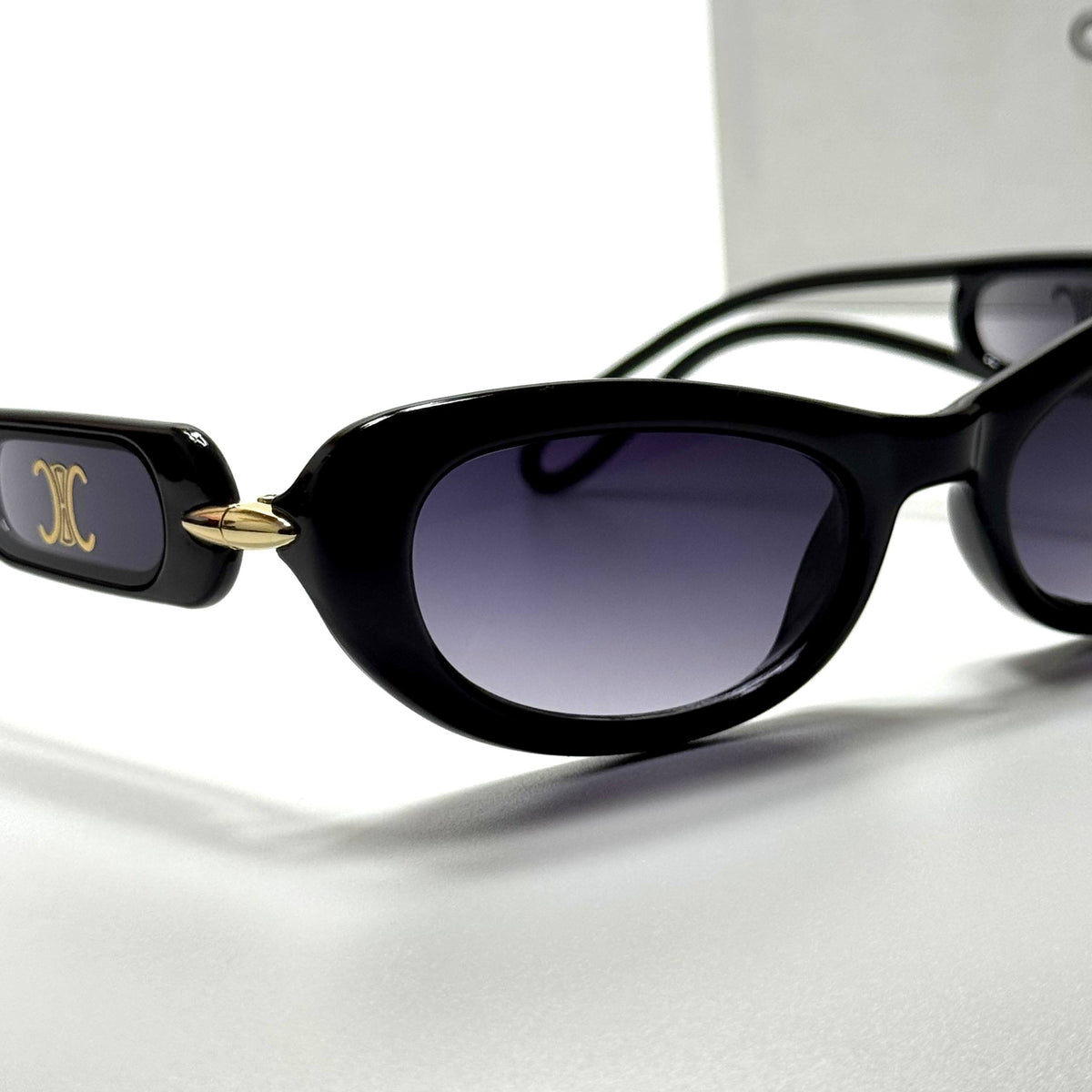 Celine Oval CL40276U Black Purple Gradient women's sunglasses Lebanon - ChronoVault - view 2