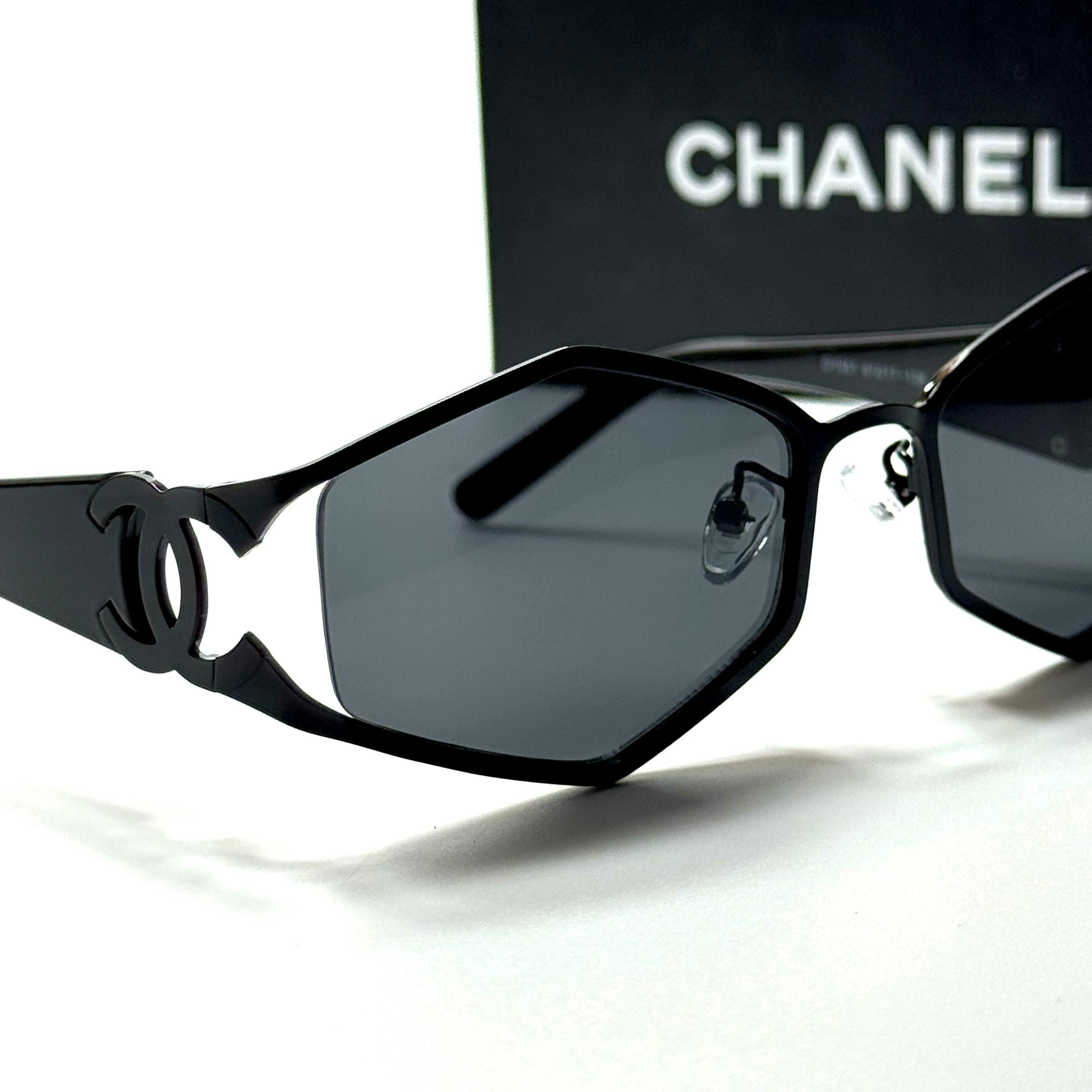 Chanel Geometric CH9138 Black Grey women's sunglasses Lebanon - ChronoVault - view 2