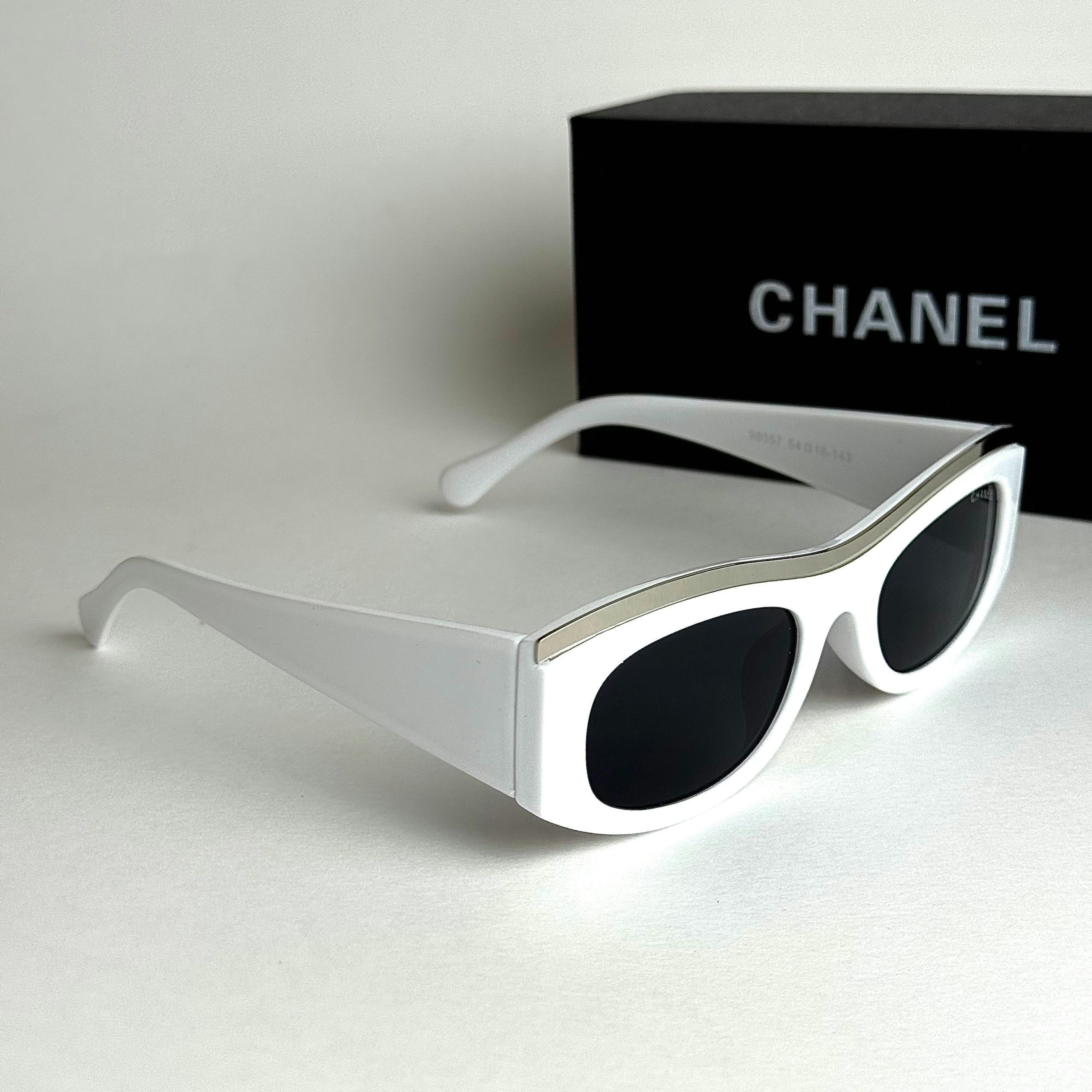 Chanel Signature White Black women's sunglasses Lebanon - ChronoVault - view 2