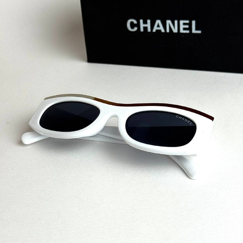 Chanel Signature White Black women's sunglasses Lebanon - ChronoVault - view 5
