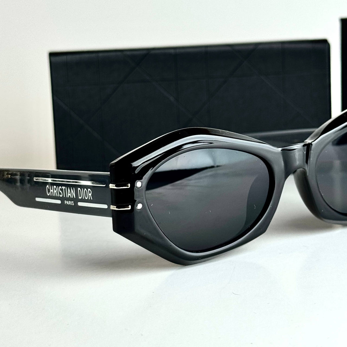 Dior CD4246 Grey Sunglasses Front View Lebanon - ChronoVault - view 5