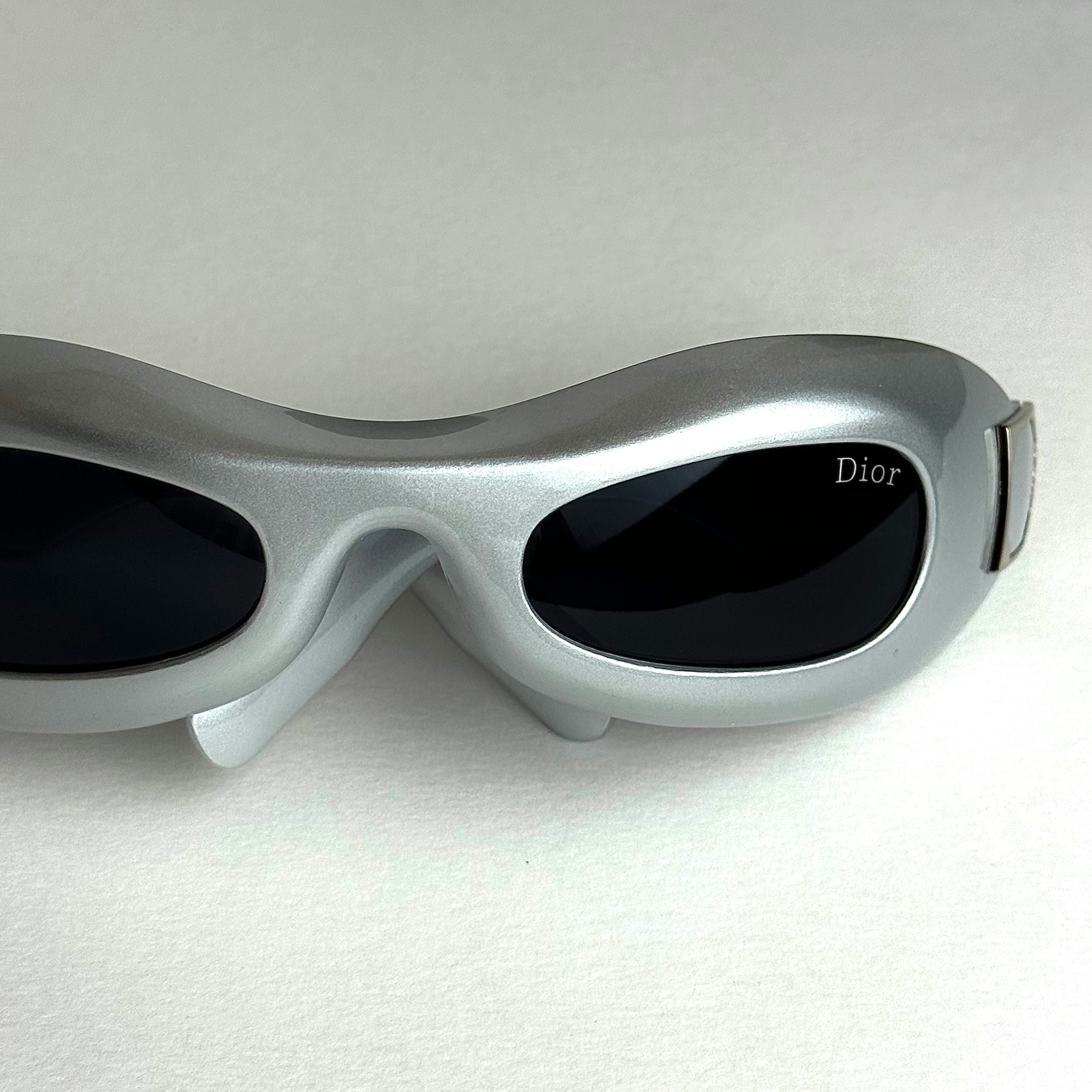Dior Oblique Shield Silver Ice Grey women's sunglasses Lebanon - ChronoVault - view 2