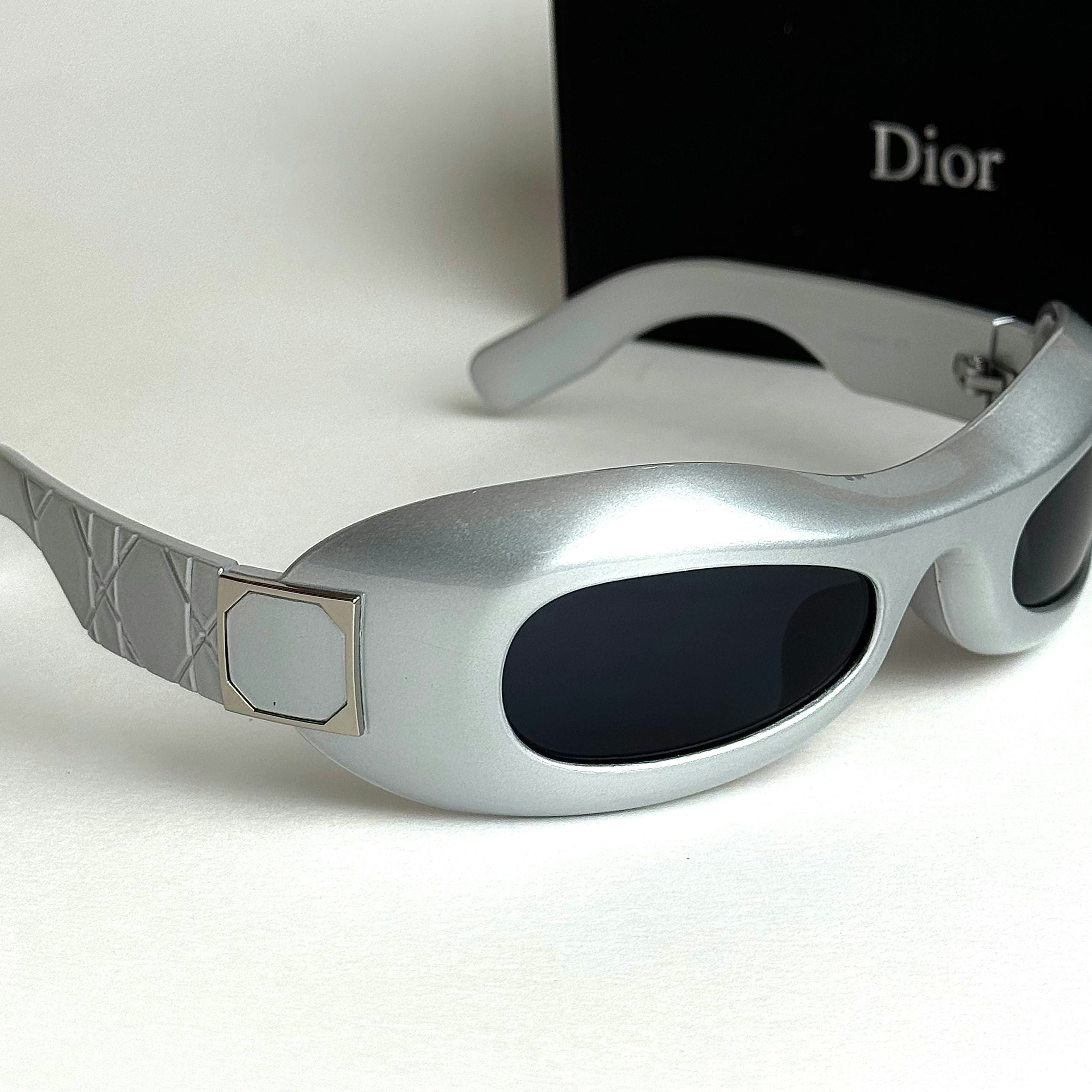 Dior Oblique Shield Silver Ice Grey women's sunglasses Lebanon - ChronoVault - view 3