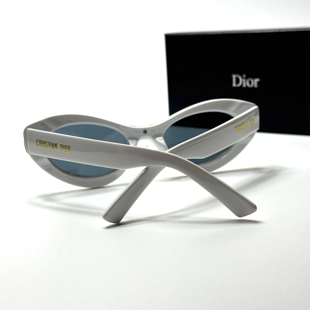 Dior Velocity White Black women's sunglasses Lebanon - ChronoVault - view 3