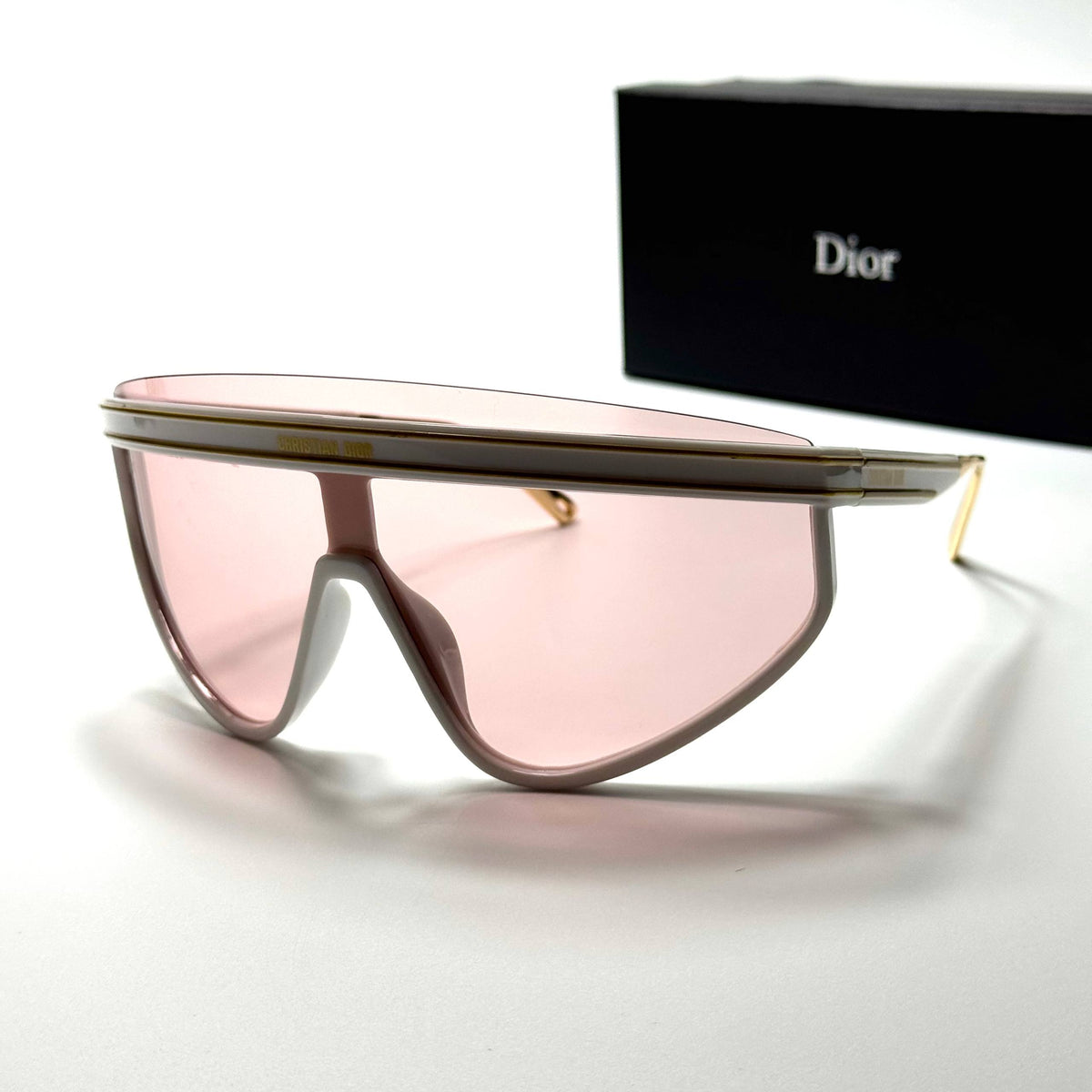 Dior Visor Shield Pink women's sunglasses Lebanon - ChronoVault