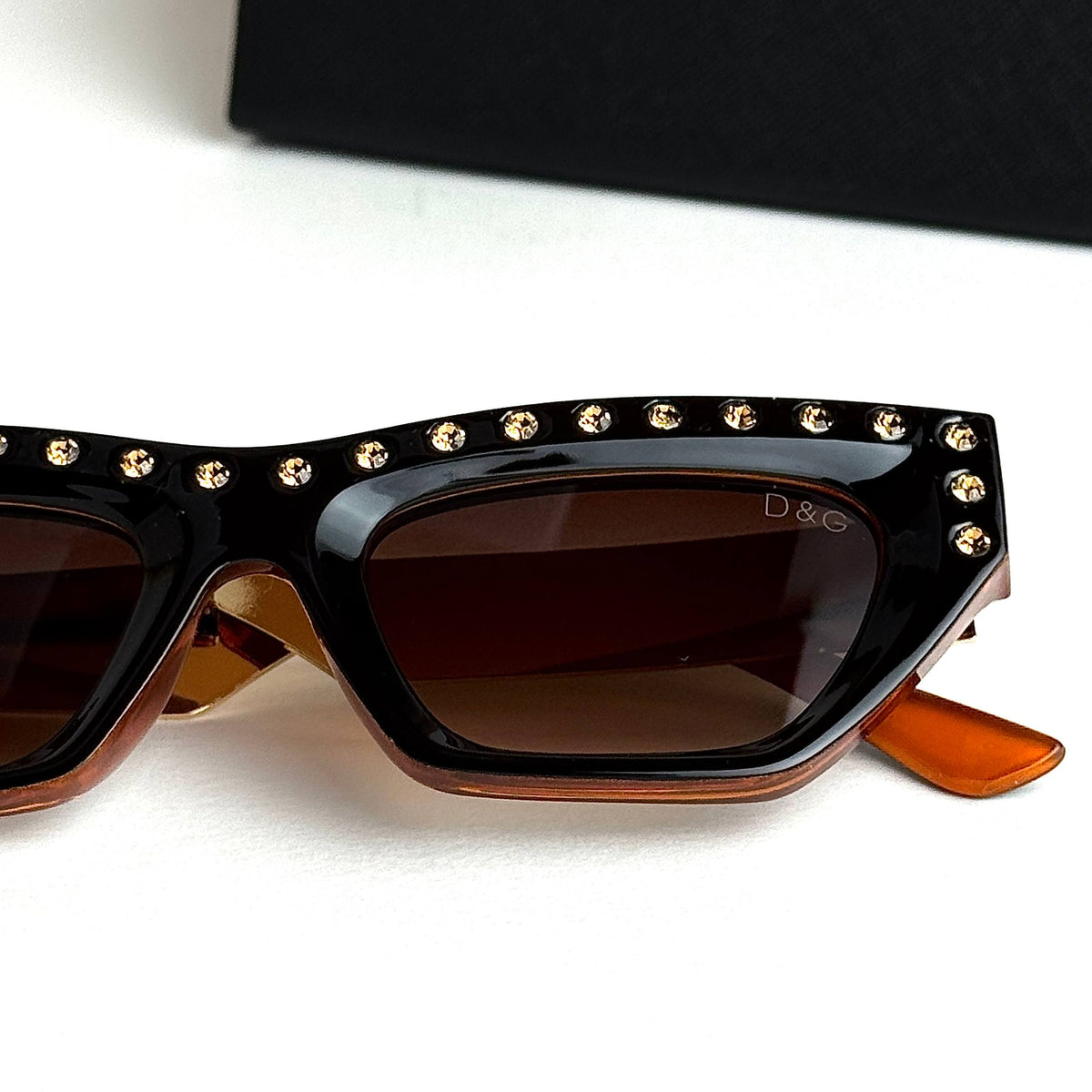 Dolce & Gabbana DG4437 Gold Brown women's sunglasses Lebanon - ChronoVault - view 4