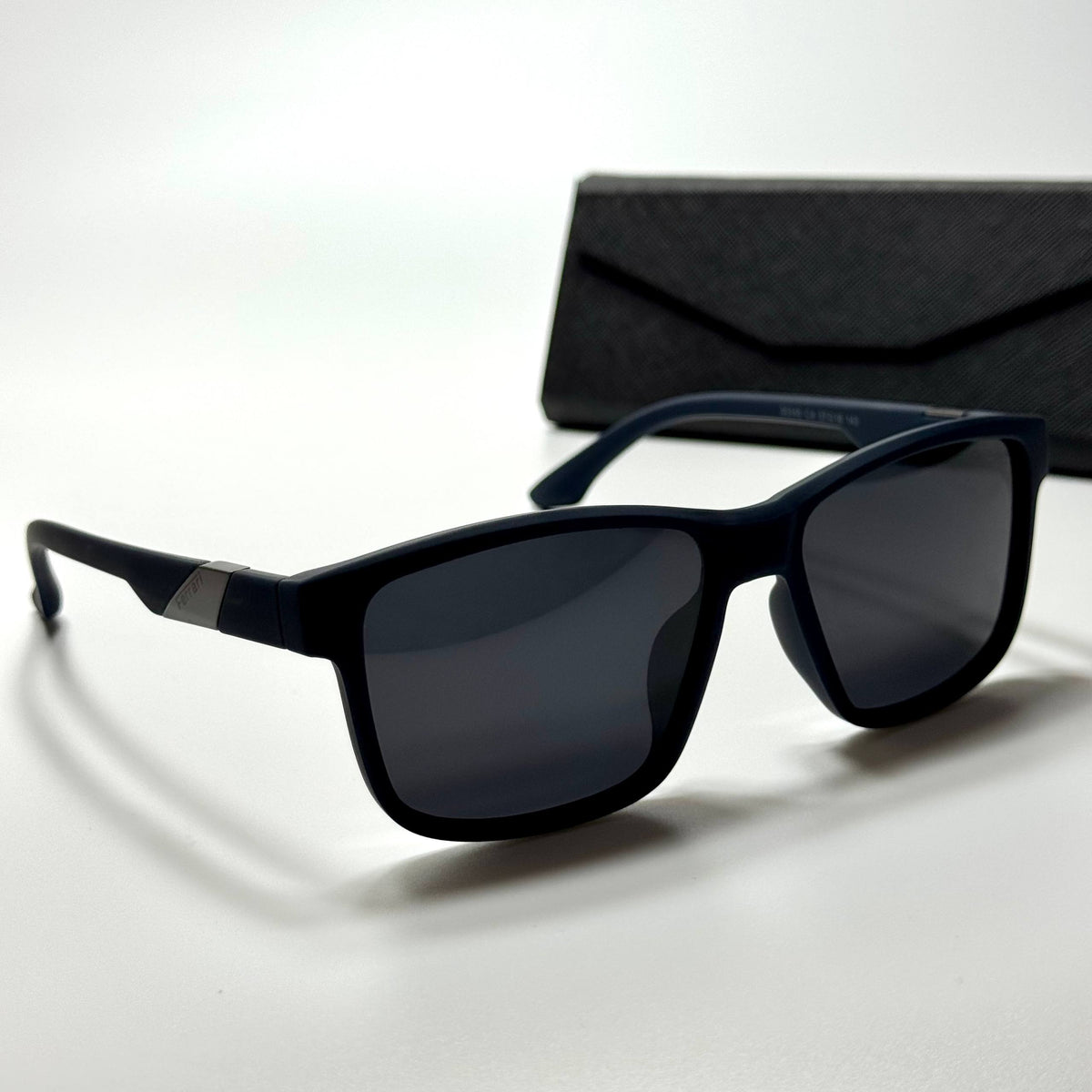 Ferrari Rectangular FR9247 Navy Black men's sunglasses Lebanon - ChronoVault - view 3