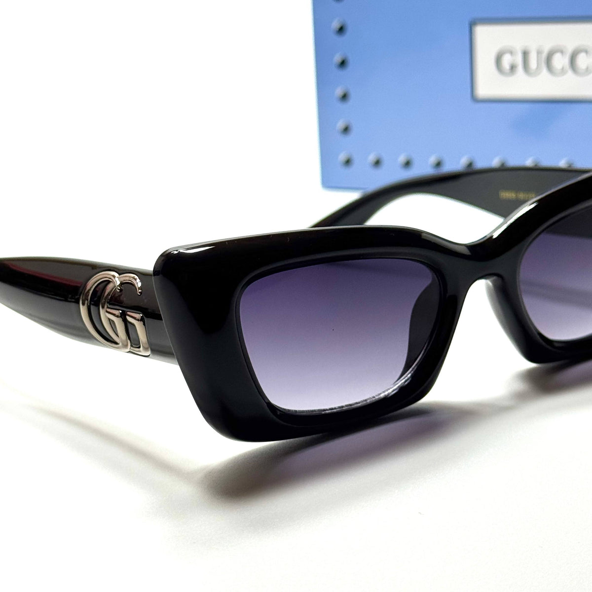 Gucci Rectangle GG6390 Black Purple women's sunglasses Lebanon - ChronoVault - view 2