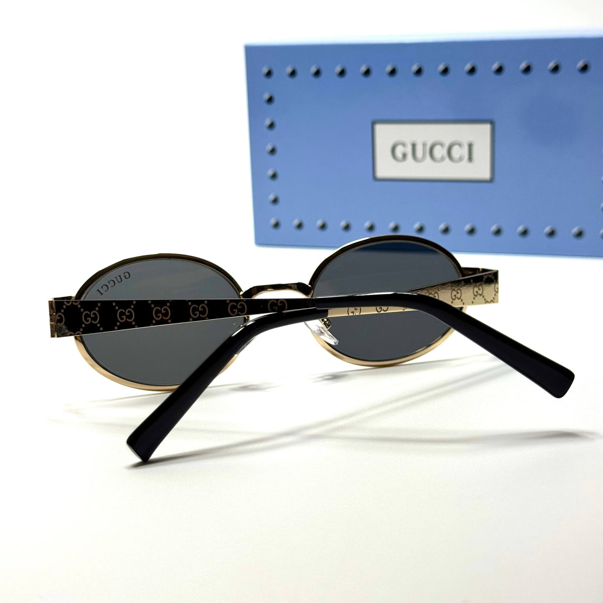 Gucci Round GG6389 Gold Black women's sunglasses Lebanon - ChronoVault - view 3