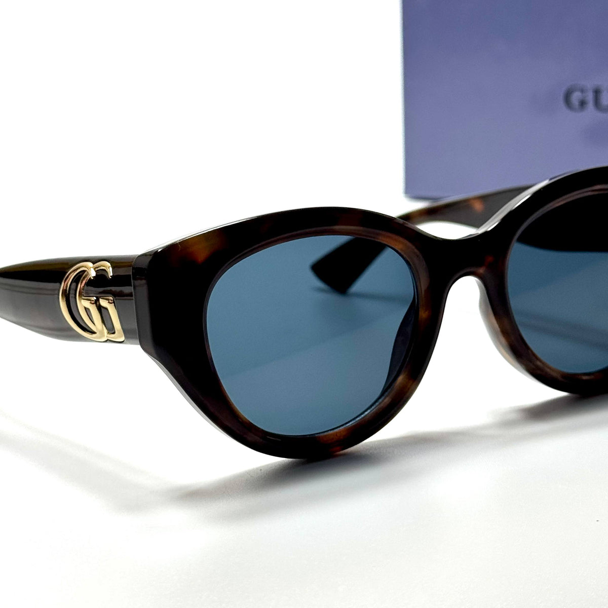 Gucci Cat-Eye GG1421S Tortoise Blue unisex sunglasses Lebanon - ChronoVault