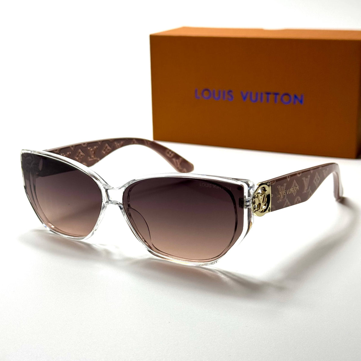 Louis Vuitton Cat Eye LV6284 Clear Brown Gradient women's sunglasses Lebanon - ChronoVault