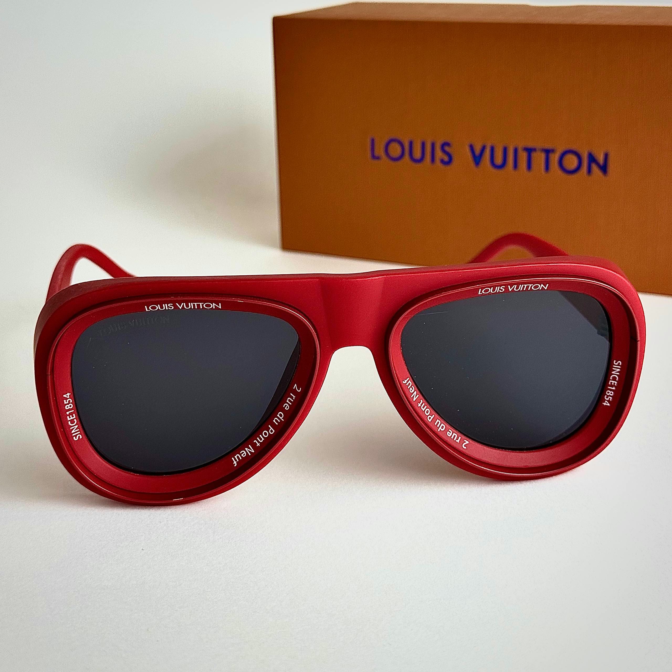 Louis Vuitton Pilot Red women's sunglasses Lebanon - ChronoVault - view 3