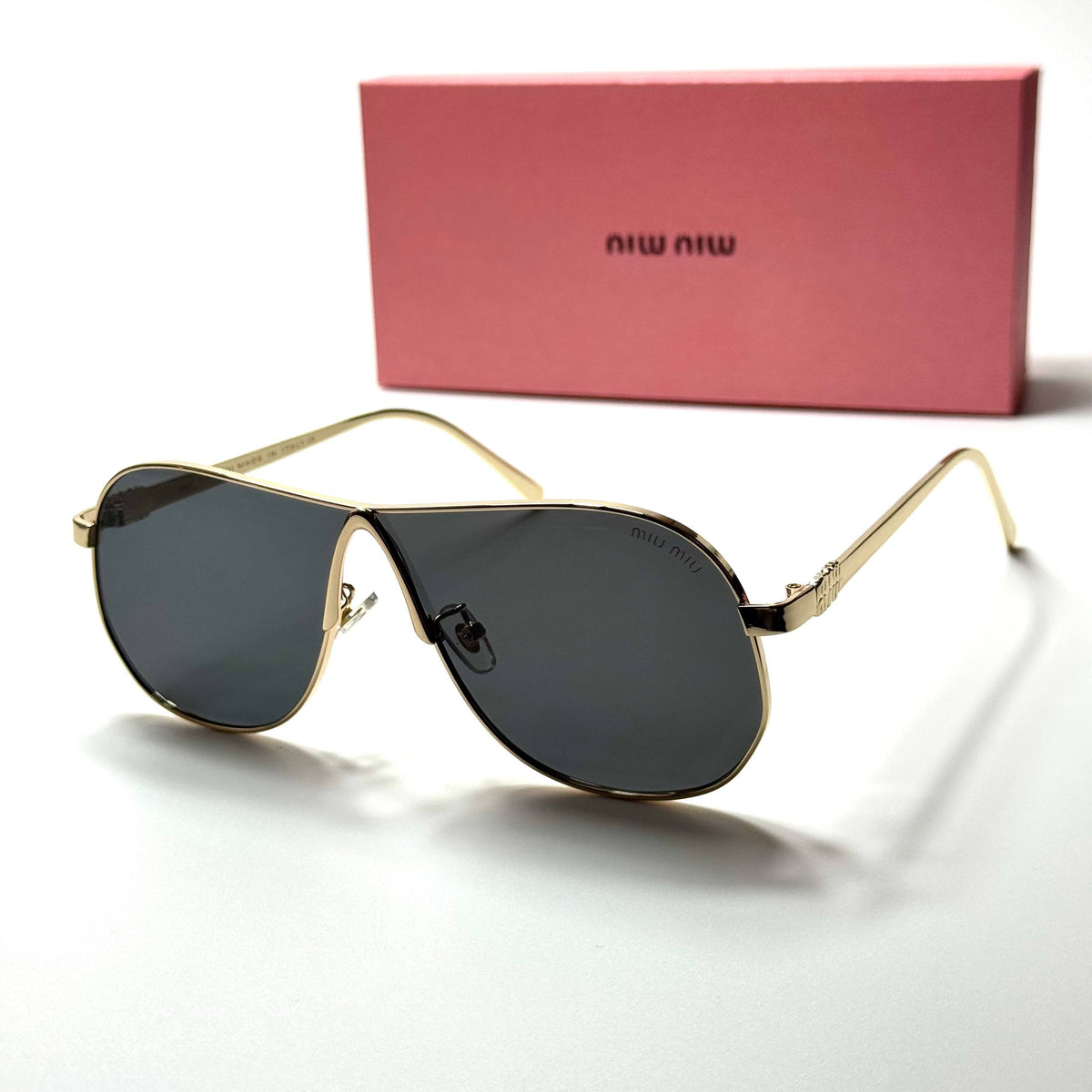 Miu Miu Aviator SMU64Z Gold Black women's sunglasses Lebanon - ChronoVault