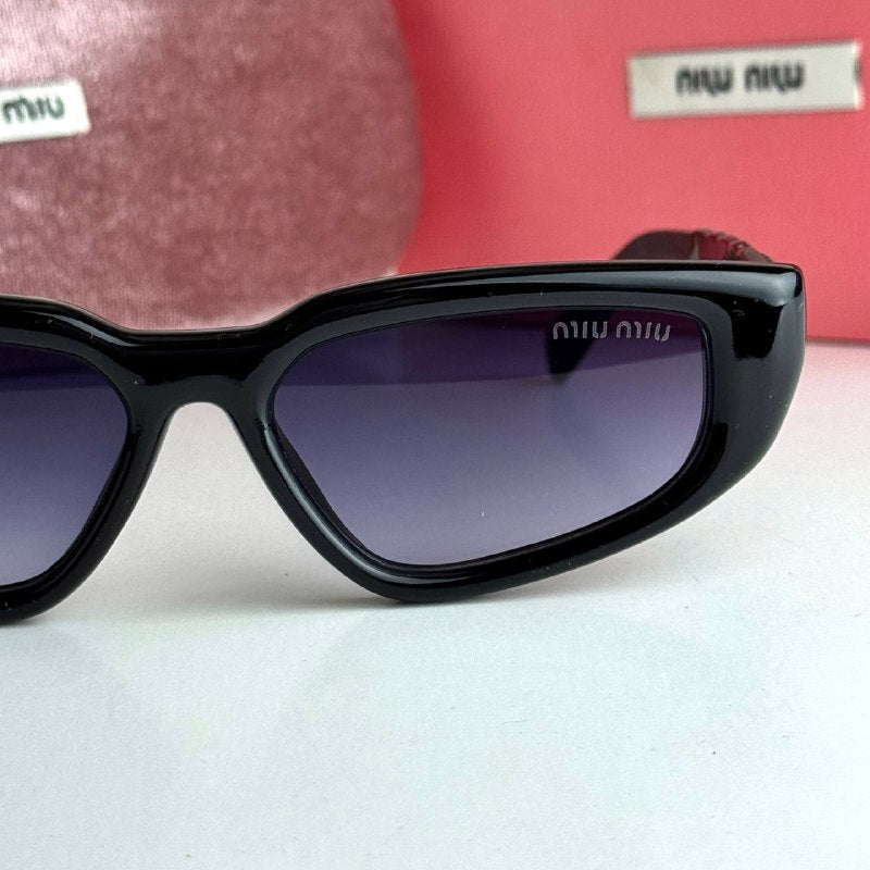 Miu Miu SMU19Z Purple Sunglasses Front View Lebanon - ChronoVault - view 4
