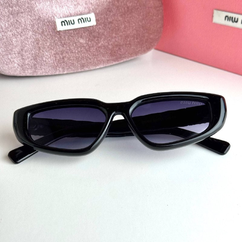 Miu Miu SMU19Z Purple Sunglasses Front View Lebanon - ChronoVault - view 5