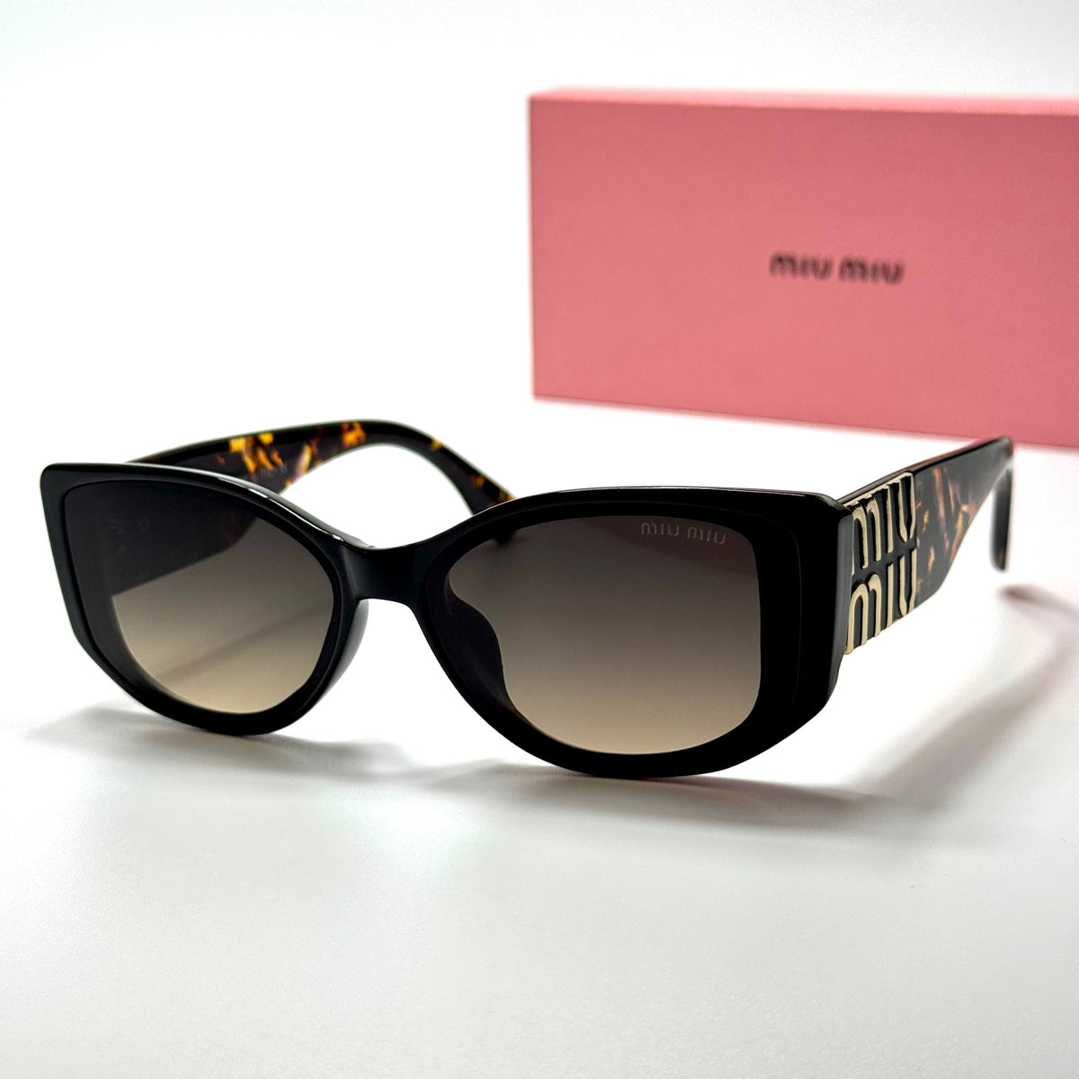 Miu Miu MU11ZS Black Brown Gradient women's sunglasses Lebanon - ChronoVault