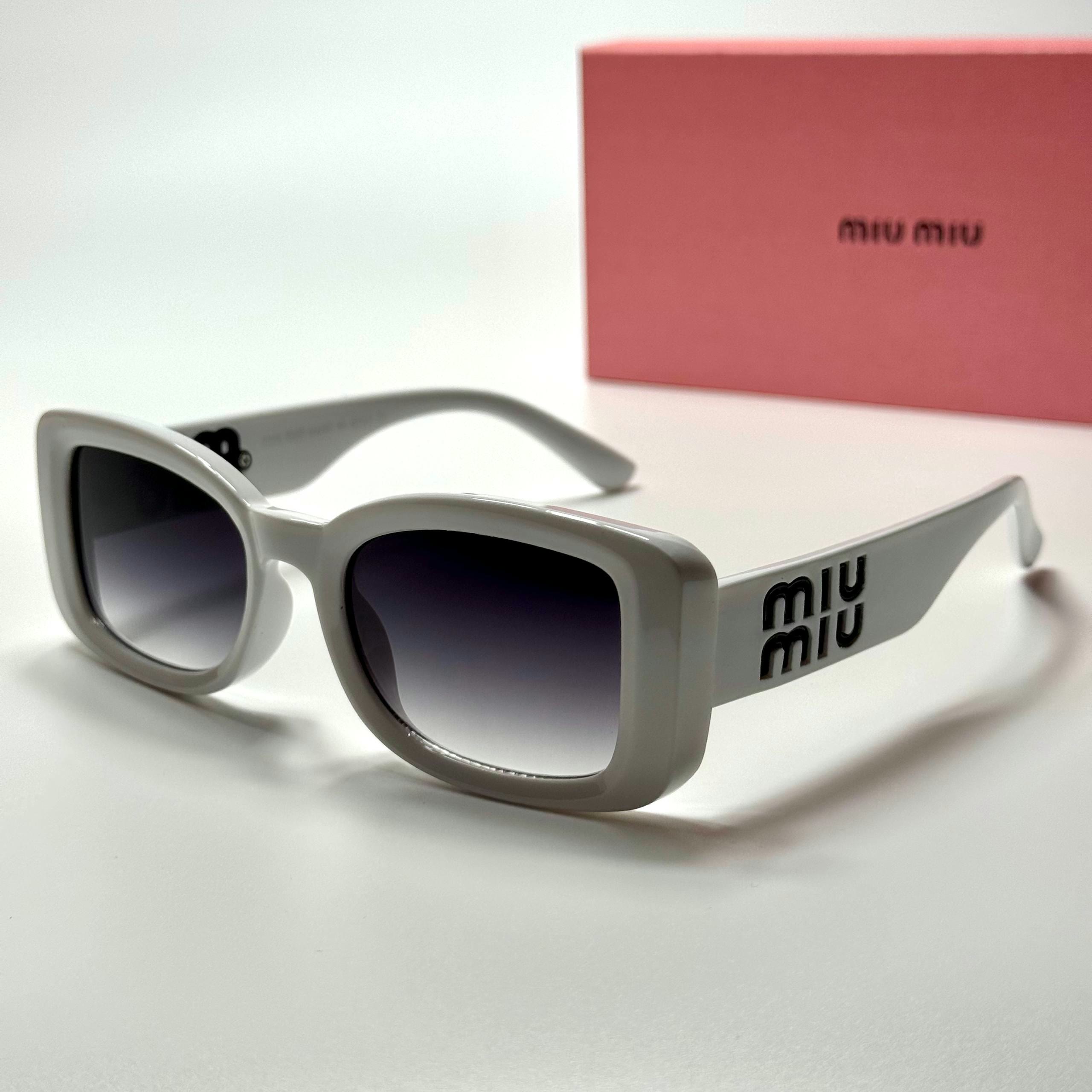 Miu Miu Rectangular SMU10Z White Grey women's sunglasses Lebanon - ChronoVault