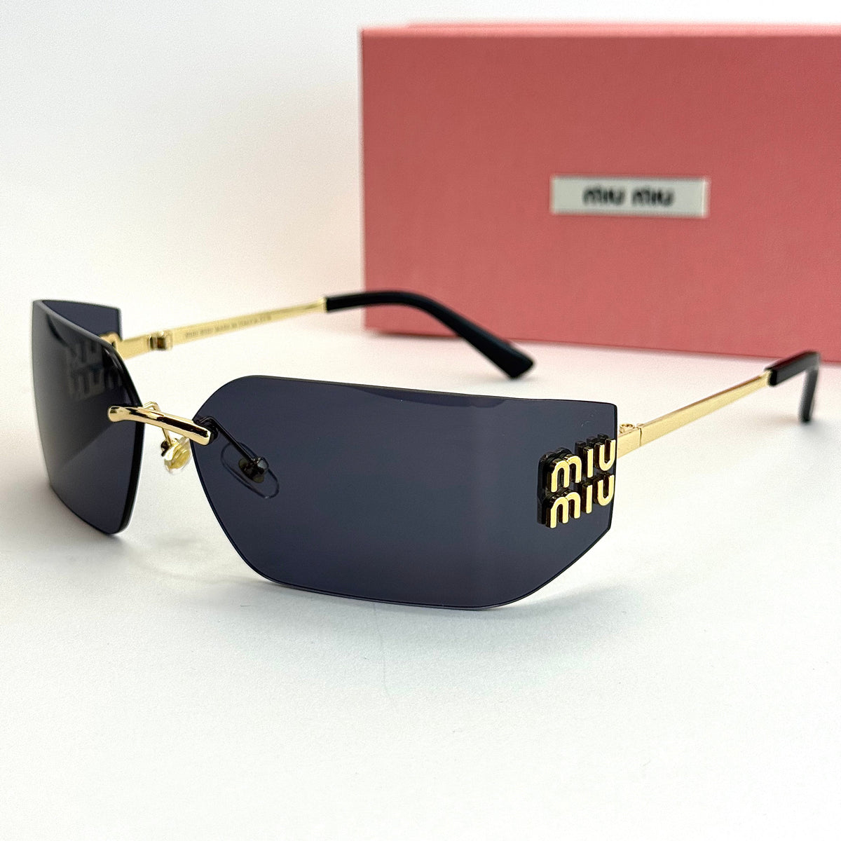 Miu Miu SMU-219 Black Gold women's sunglasses Lebanon - ChronoVault