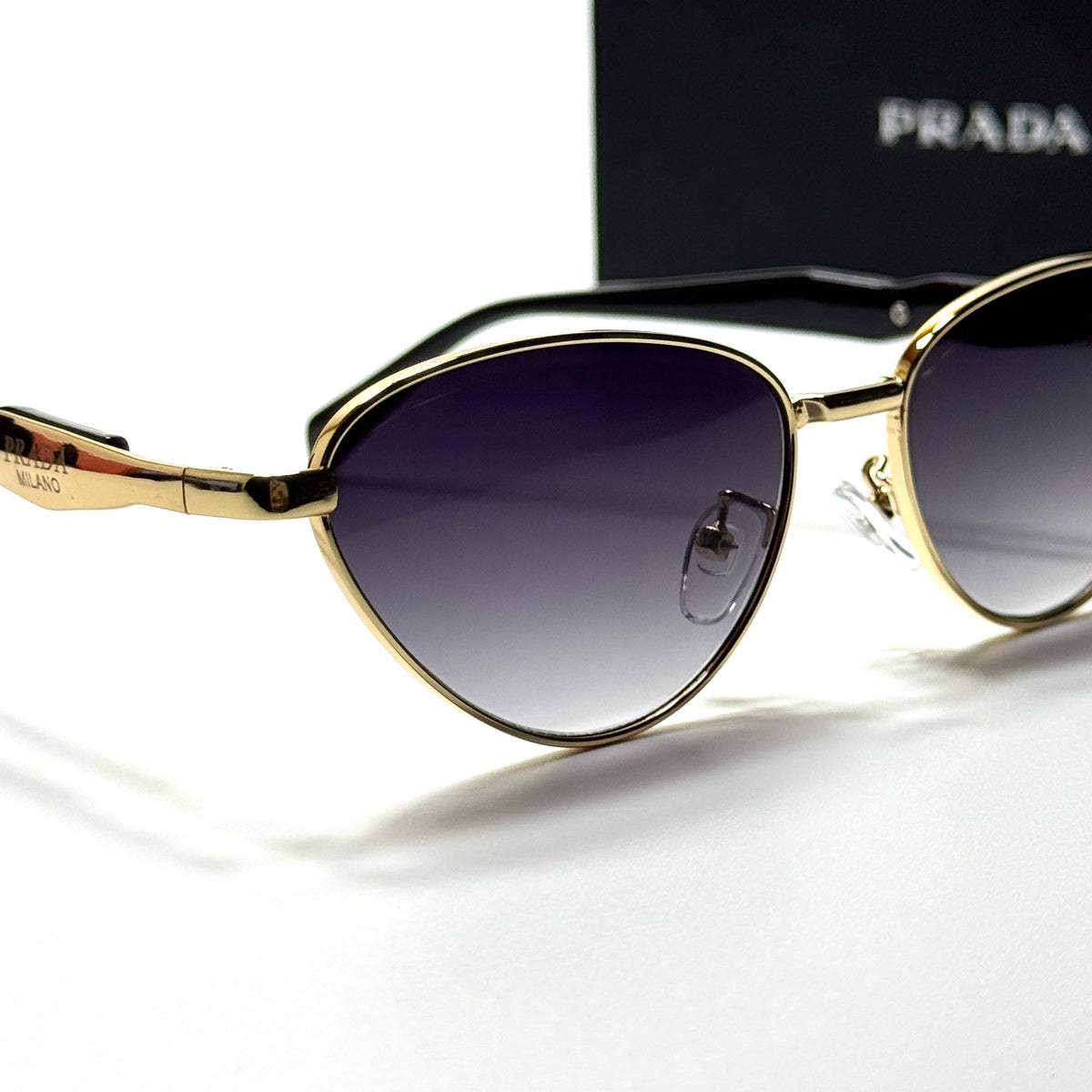 Prada Cat Eye PR4197 Gold Purple Gradient women's sunglasses Lebanon - ChronoVault - view 3