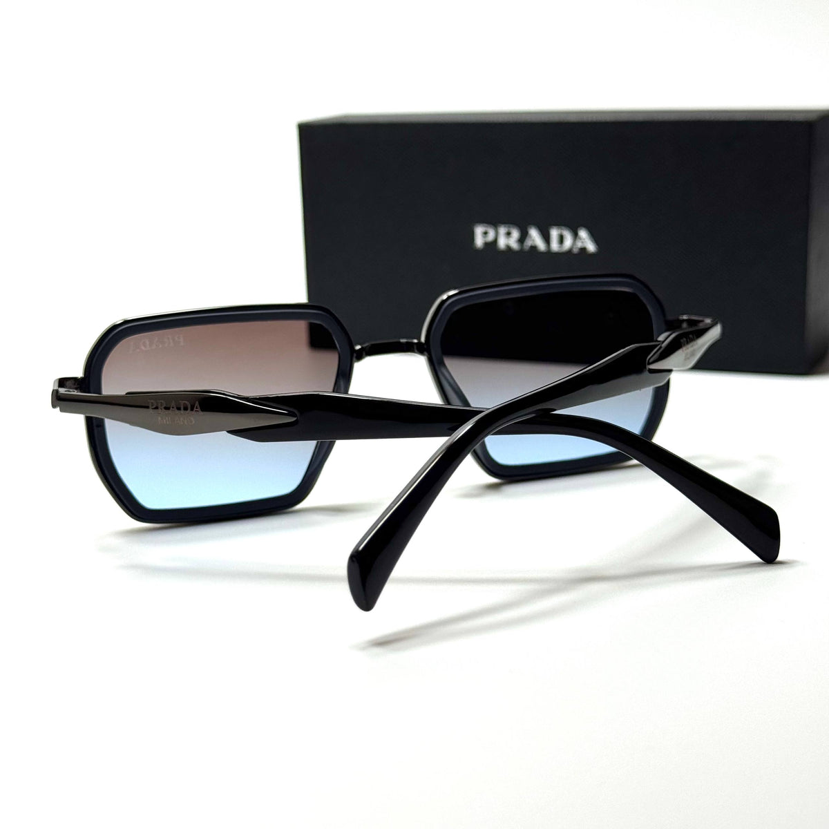 Prada PR84 Black Blue Gradient women's sunglasses Lebanon - ChronoVault - view 3