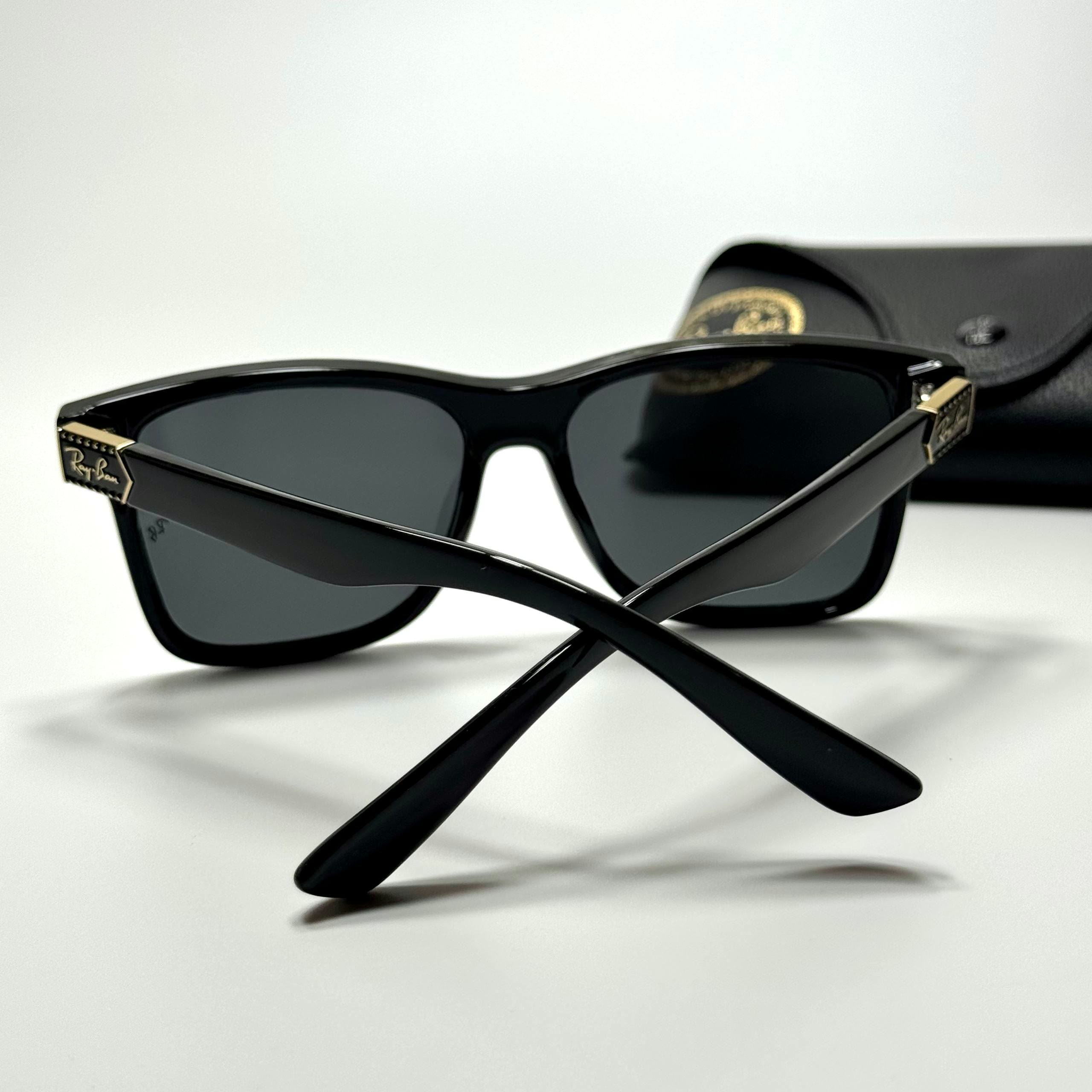 Ray-Ban Classic Rectangular RB4389 Black Grey women's sunglasses Lebanon - ChronoVault - view 4