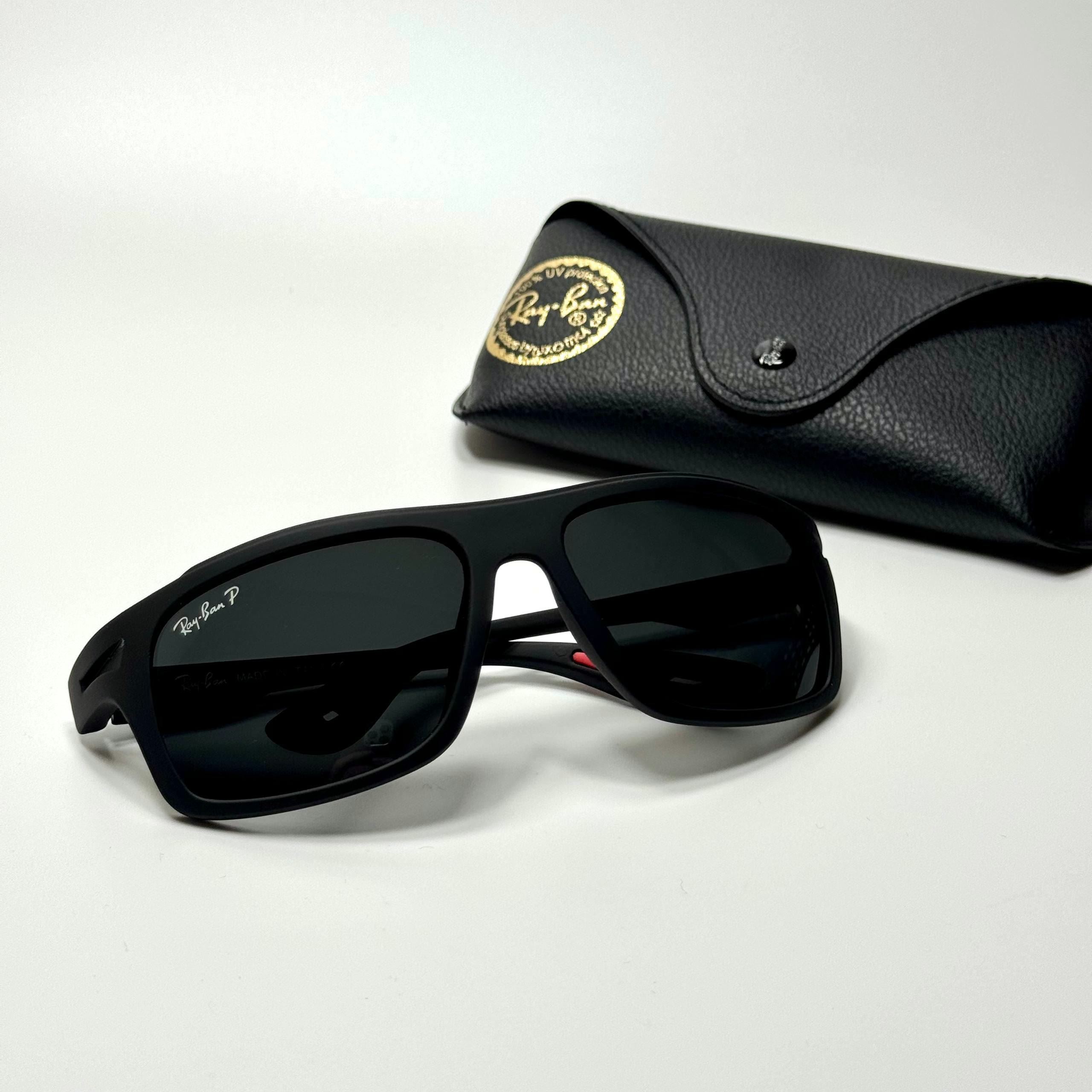 Ray-Ban Ferarri Wraparound RB4462 Black women's sunglasses Lebanon - ChronoVault - view 3