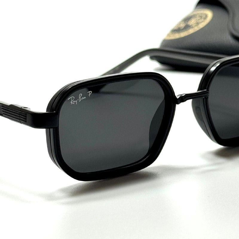 Ray-Ban Rectangular RB7194 Black women's sunglasses Lebanon - ChronoVault - view 2