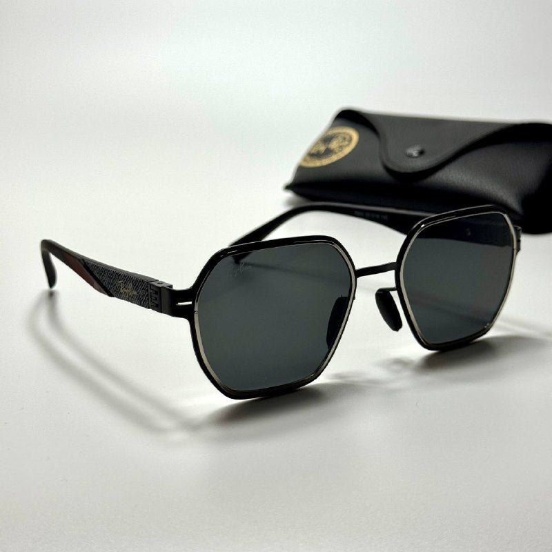 Ray-Ban Square RB3725 Black Grey women's sunglasses Lebanon - ChronoVault - view 5