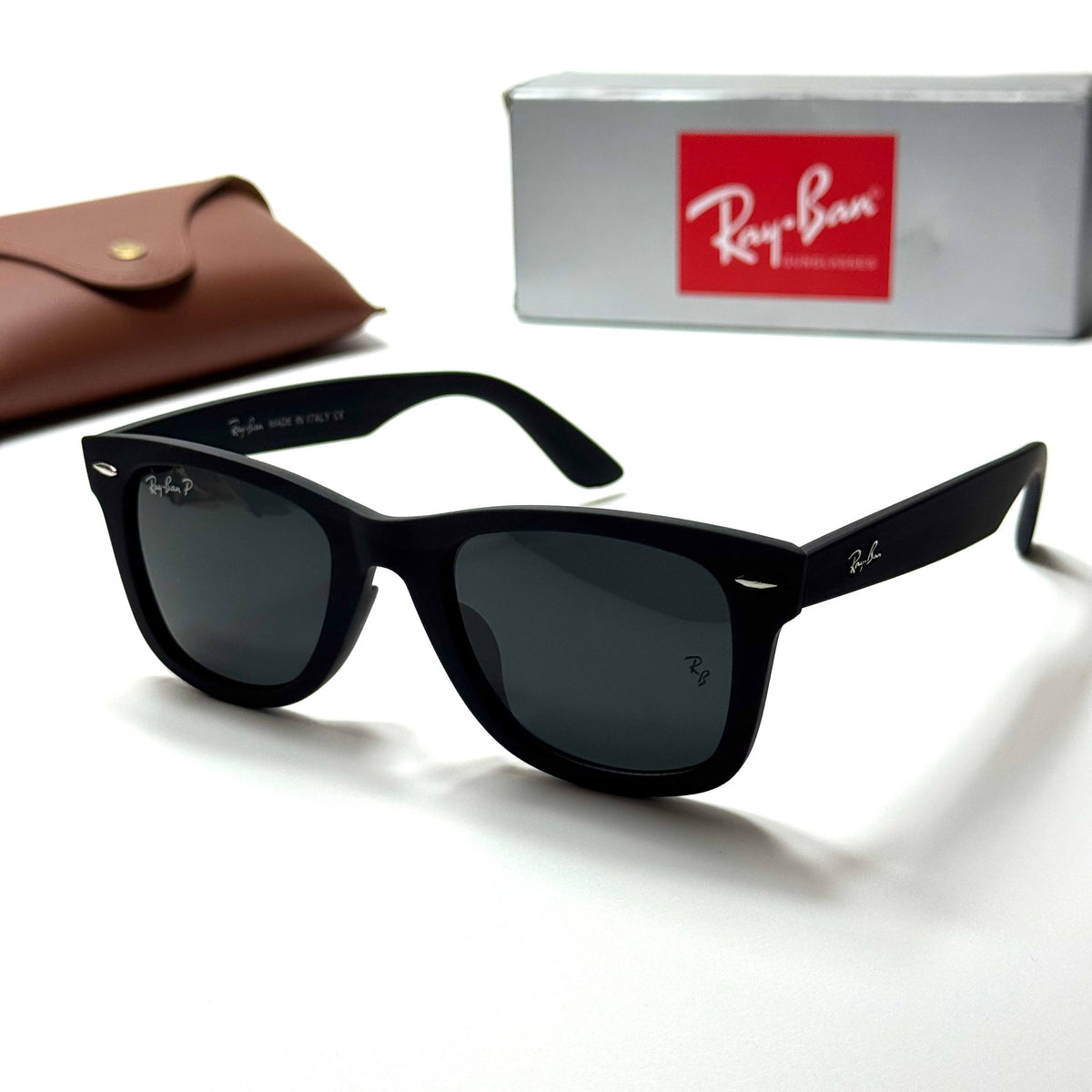 Ray-Ban Wayfarer RB6393 Black men's sunglasses Lebanon - ChronoVault