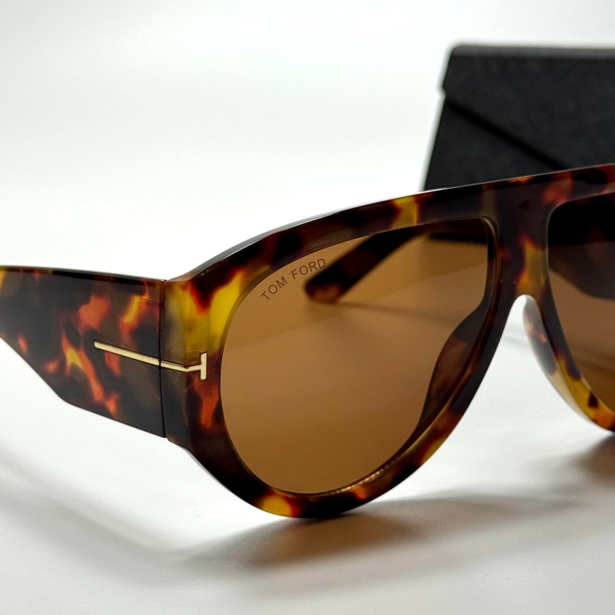 Tom Ford Aviator TF9147 Havana Brown Gold men's sunglasses Lebanon - ChronoVault - view 2
