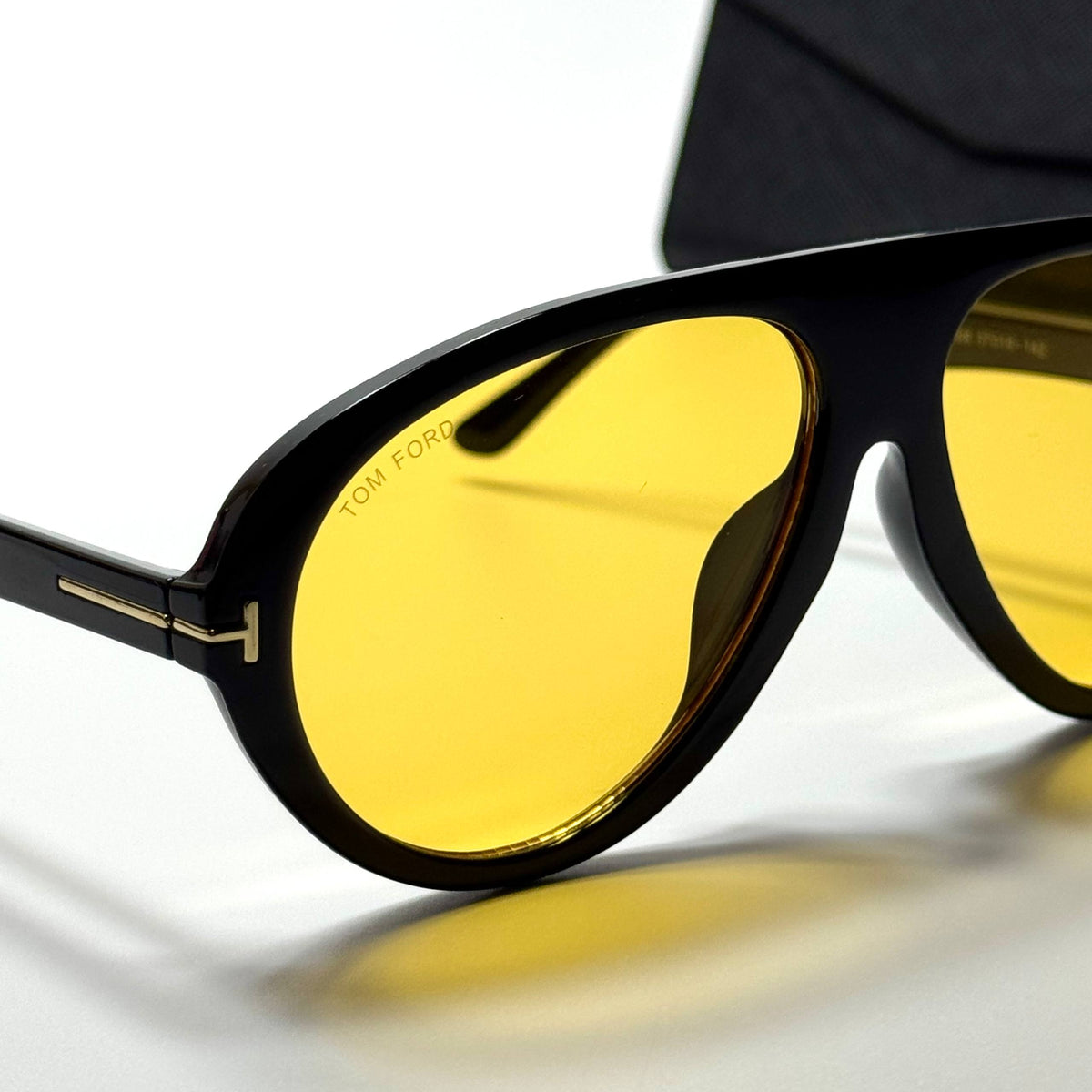Tom Ford Aviator TF9149 Black Yellow men's sunglasses Lebanon - ChronoVault - view 4