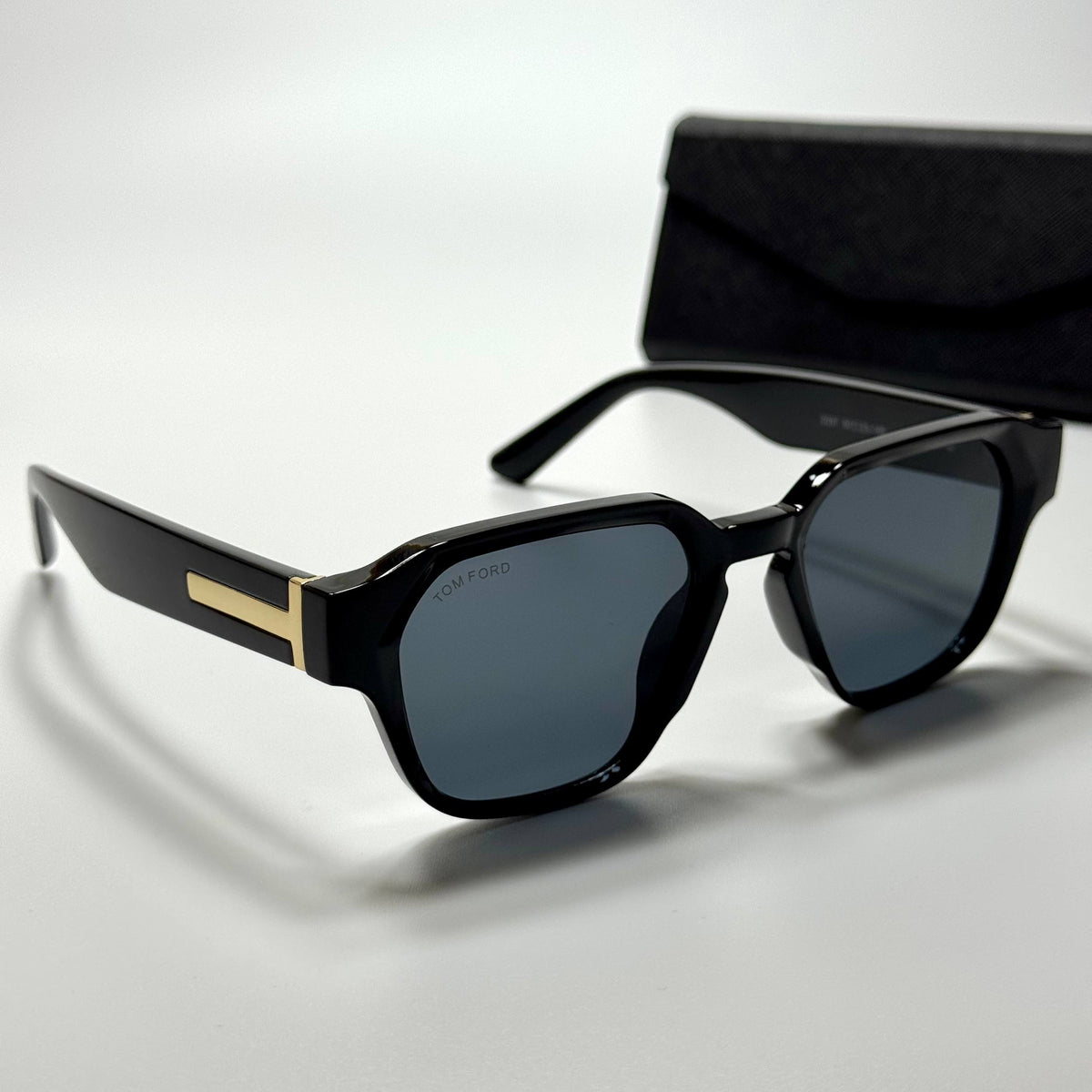 Tom Ford Square TF9165 Black Blue Grey men's sunglasses Lebanon - ChronoVault - view 2