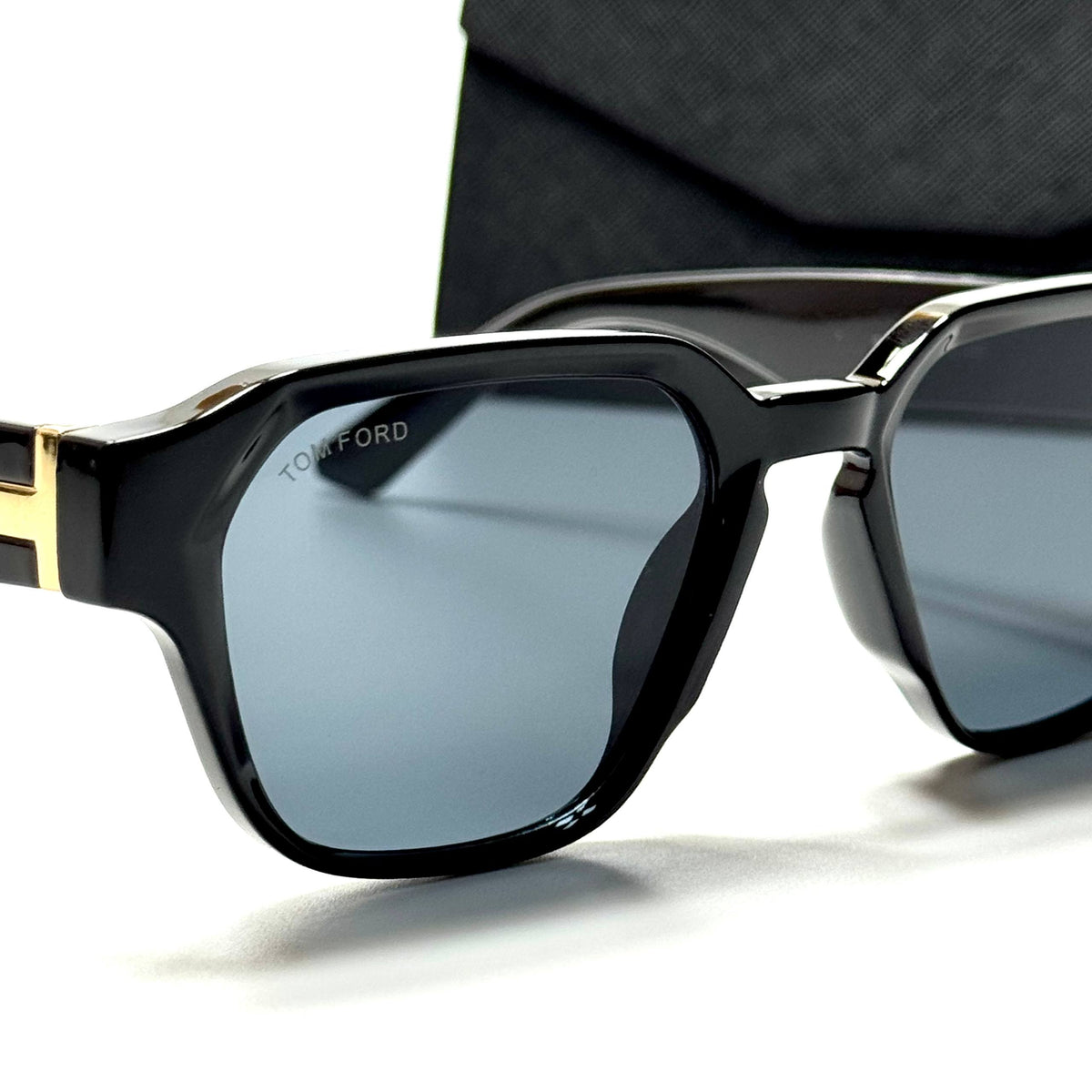 Tom Ford Square TF9842 Black Grey men's sunglasses Lebanon - ChronoVault - view 2